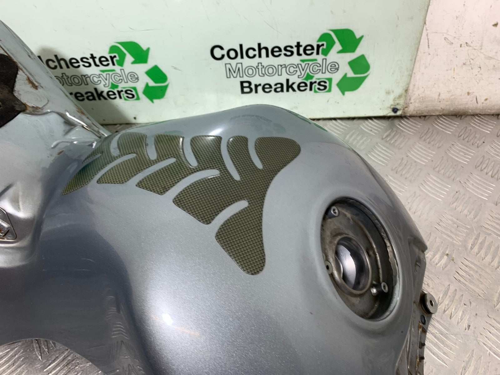 KAWASAKI GTR1400 GTR 1400 PETROL TANK  YEAR 2007-2009 (CMB1306)