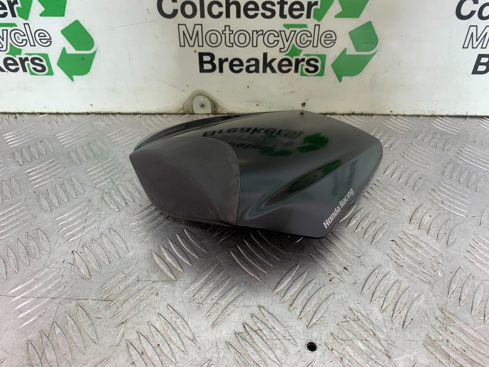 HONDA CBR1000 RR CBR1000RR FIREBLADE REAR SEAT HUMP COVER 2008-2011 (CMB1179)