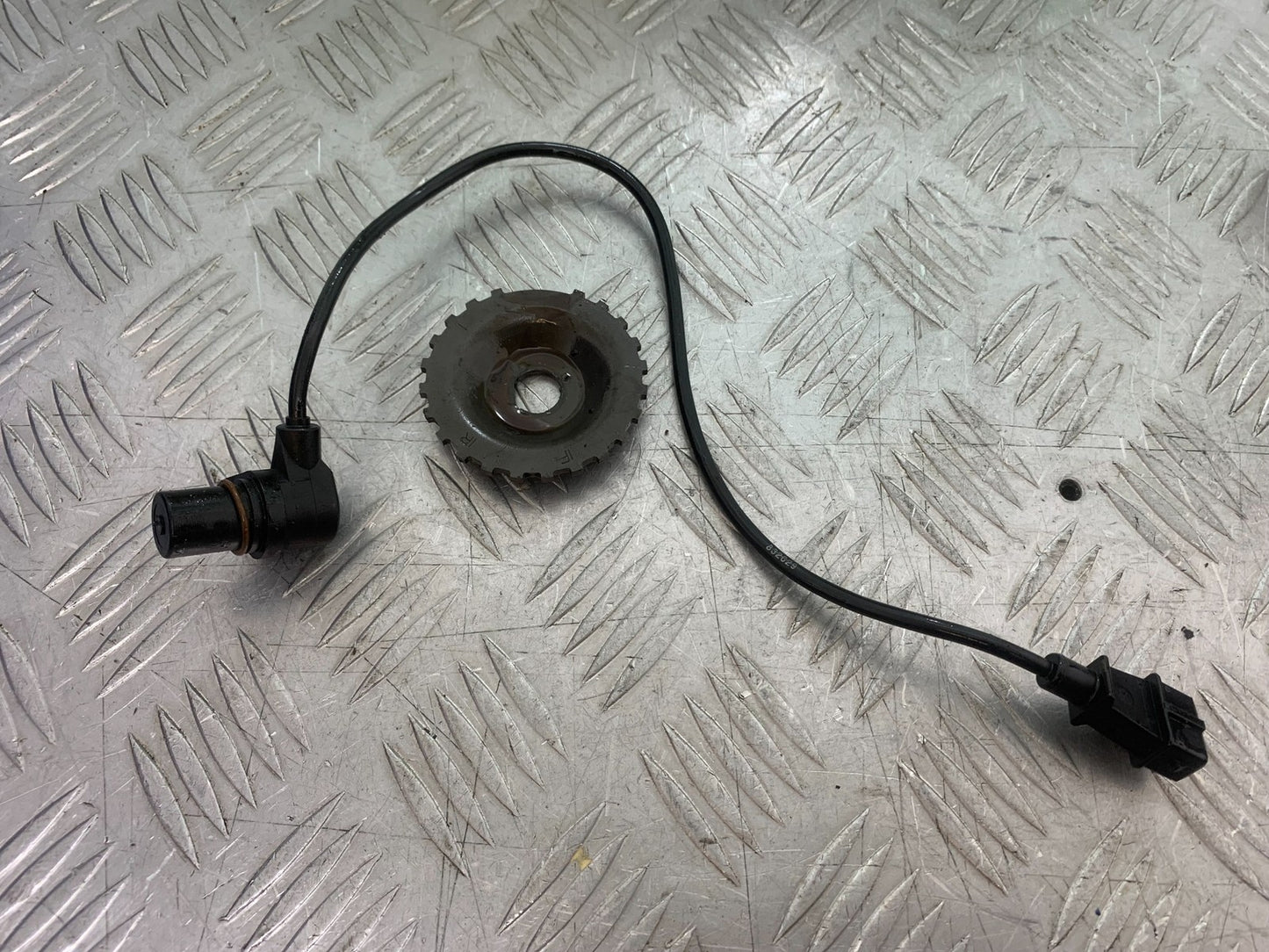 APRILIA TUONO 1000 V4 IGNITION PICK UP YEAR 2013-2014  (CMB1239)