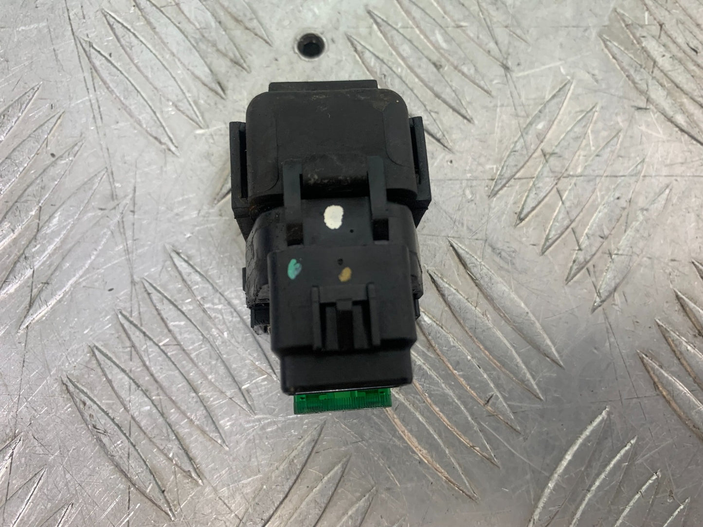 TRIUMPH 675 STREET TRIPLE STARTER SOLENOID   2013-2016 (CMB1186)