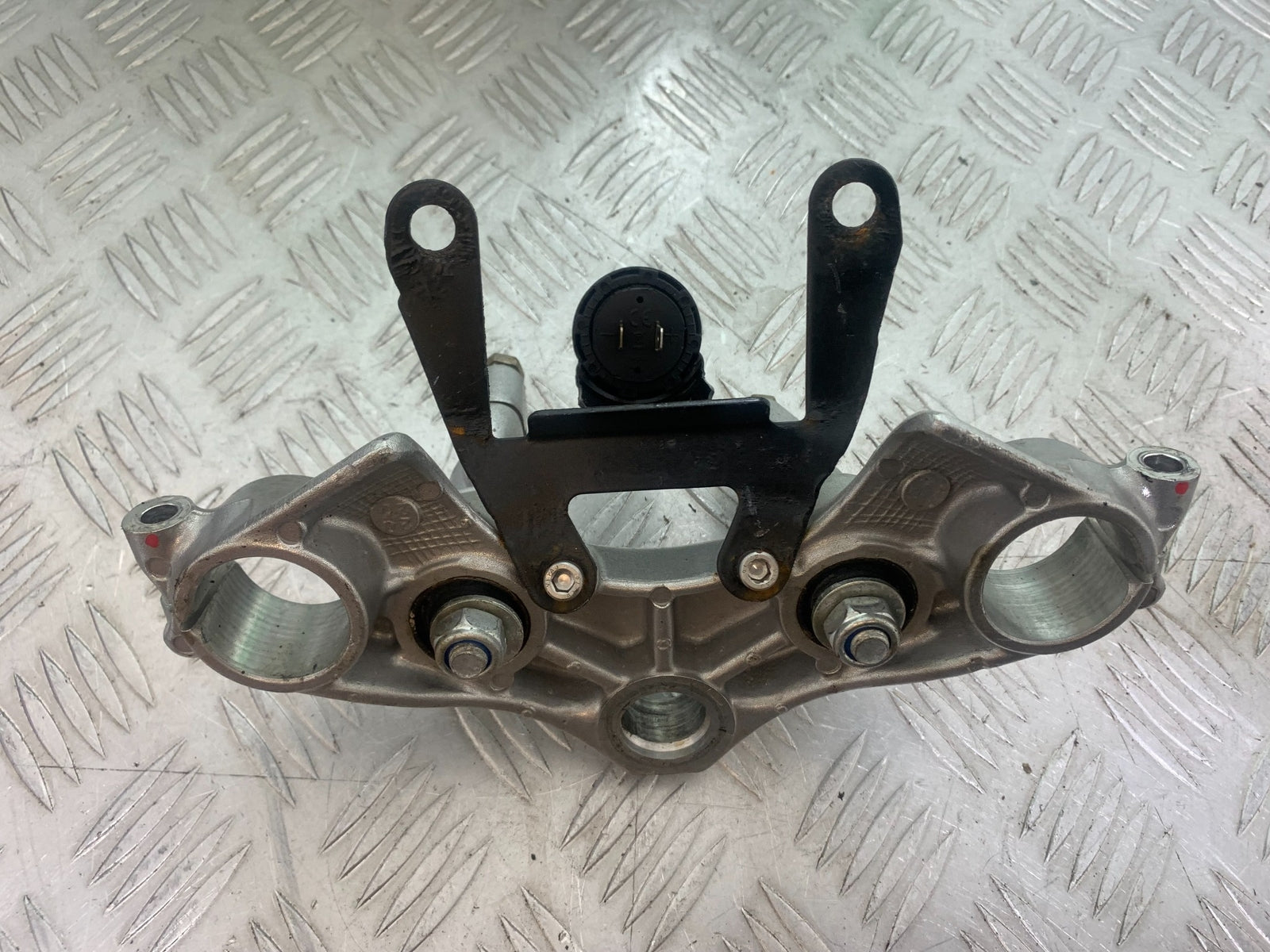 YAMAHA XV535 XV 535 VIRAGO TOP YOKE  YEAR 1994-02 (CMB1162)