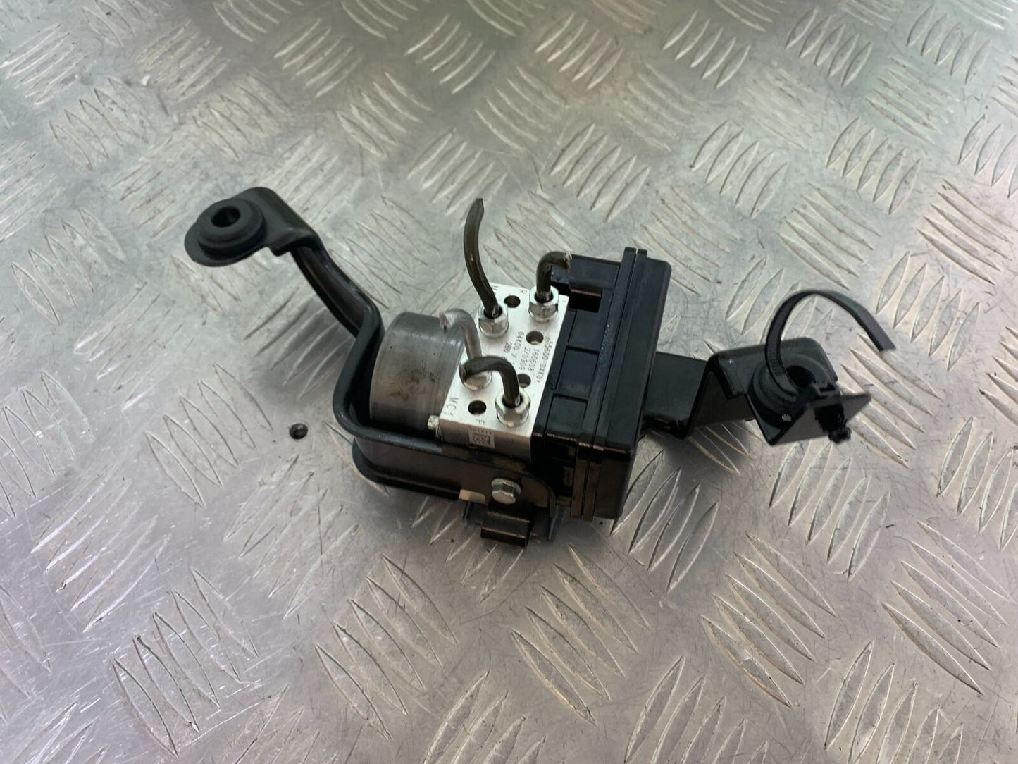 SUZUKI GSX S 1000 GSX-S 1000 ABS PUMP YEAR 2016-2019 (CMB1082)