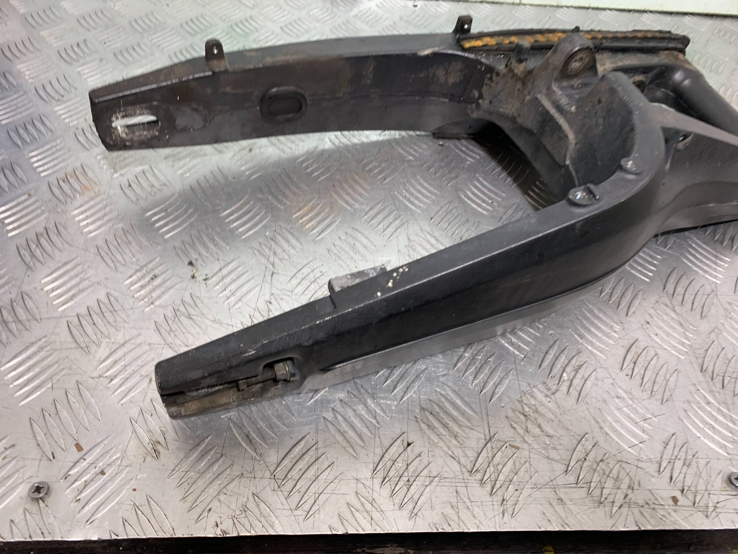 HONDA CB650F CB 650 FA-E SWINGARM  YEAR 2014-2017 (CMB1226)
