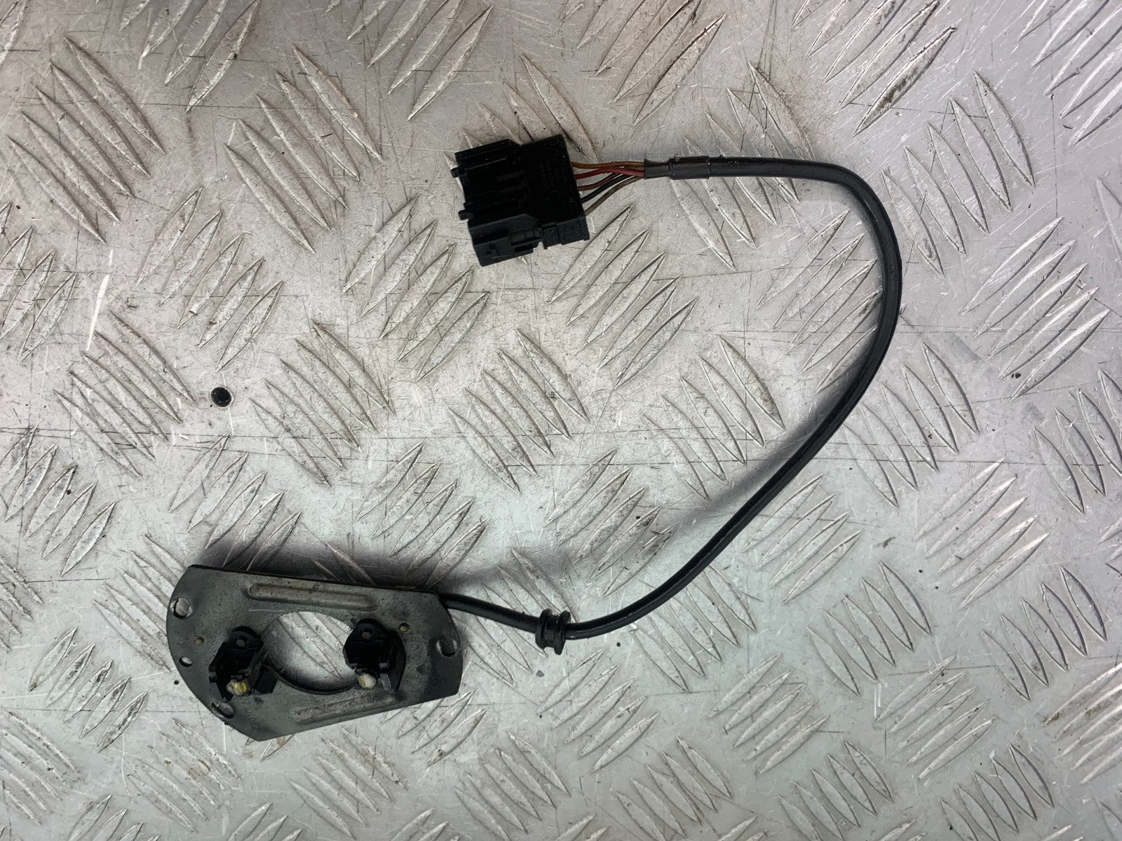 BMW R1100 RT R 1100 RT IGNITION PICK UPS YEAR 1996-2001 (CMB1095)