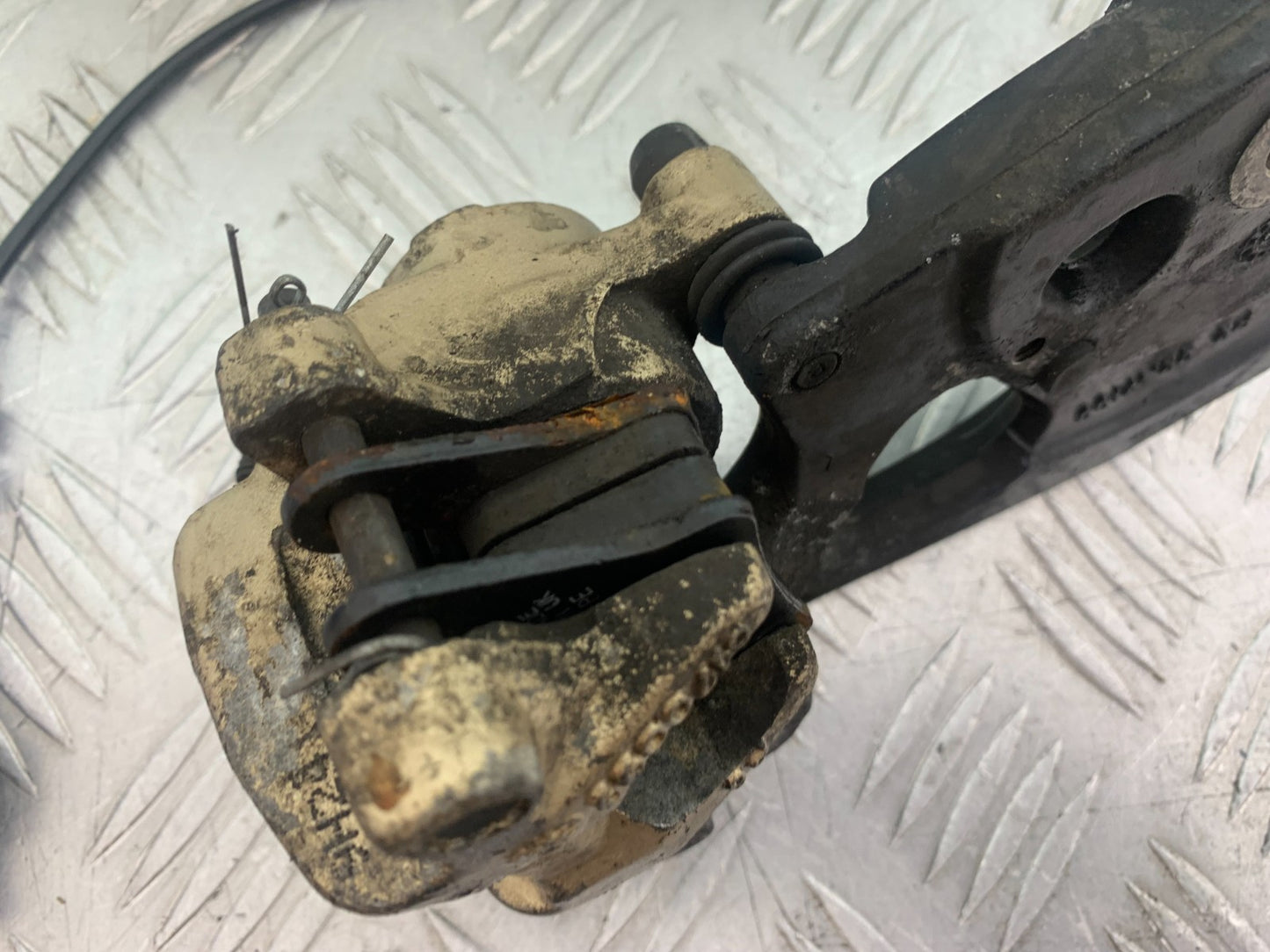 ROYAL ENFIELD HIMALAYAN 411 REAR BRAKE CALIPER  YEAR 2018-2023 (CMB1322)