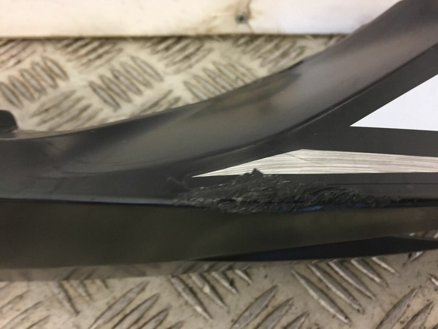 KAWASAKI ZX636 ZX 636 LEFT SEAT PANEL   YEAR 2013-2016