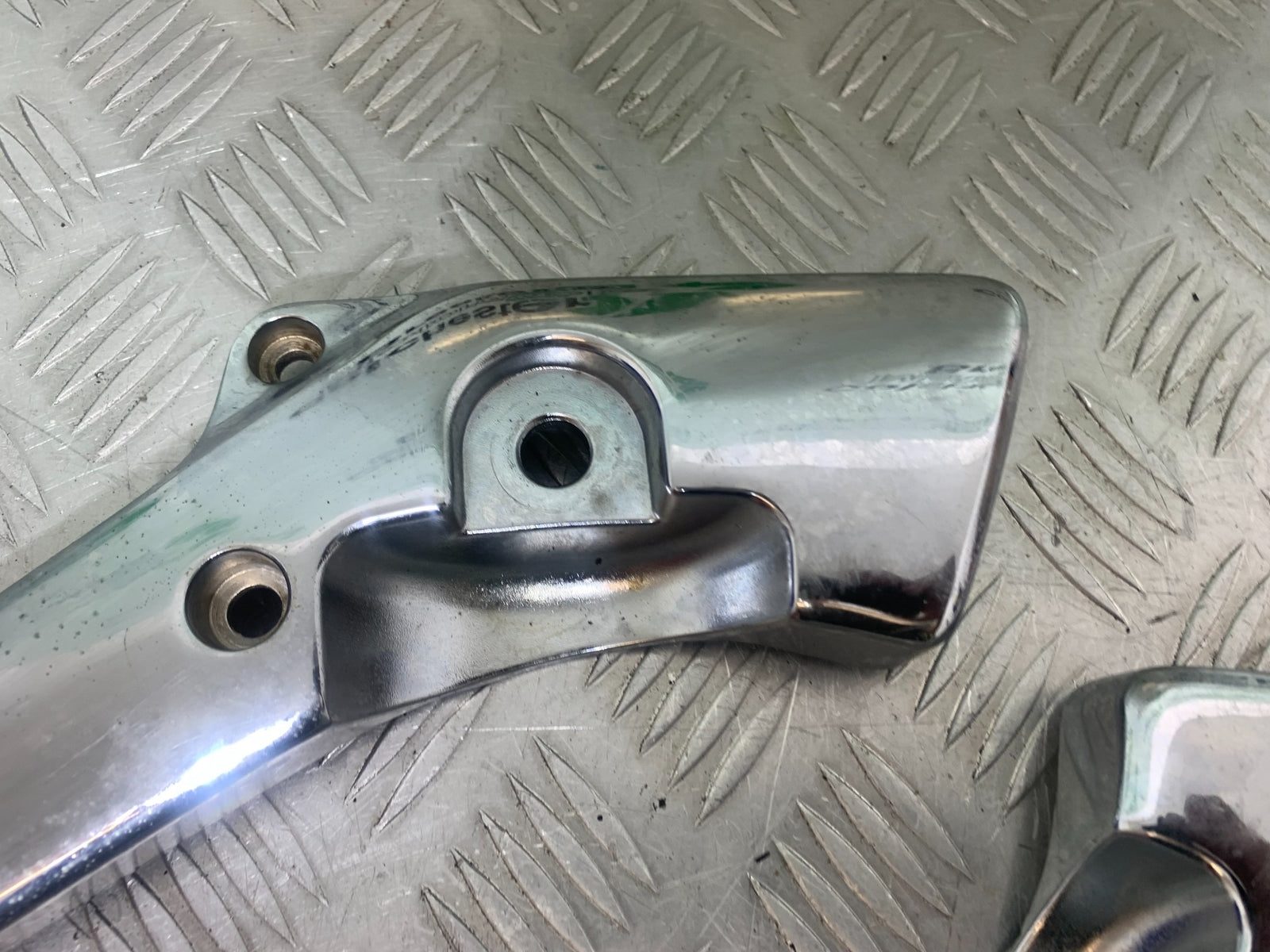 HONDA VTX1300 S-6 REAR MUDGUARD CHROME RAILS  YEAR 2004-09 (CMB1159)