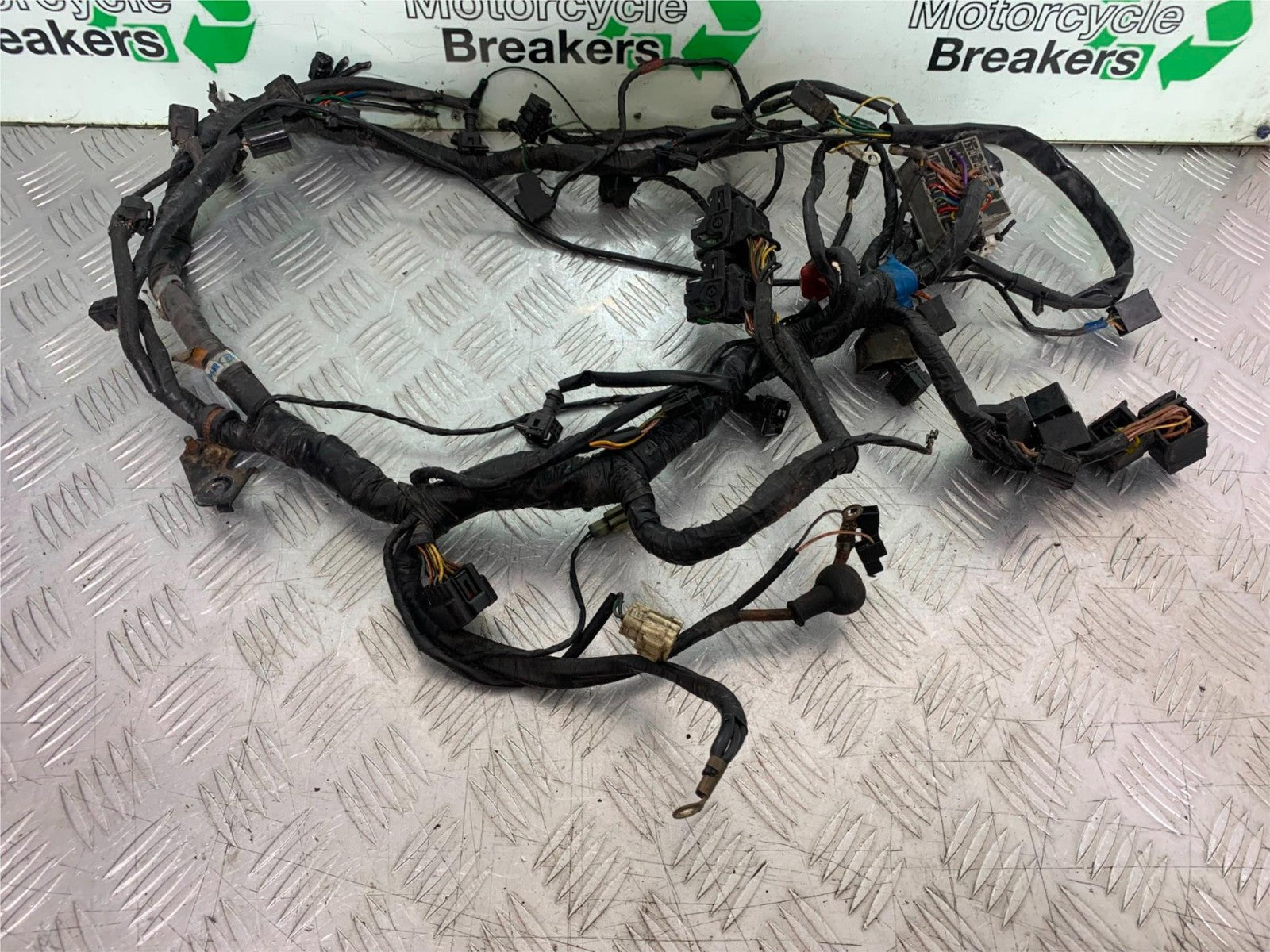 TRIUMPH 955i DAYTONA WIRING LOOM  YEAR 2002-2006 (CMB1229)