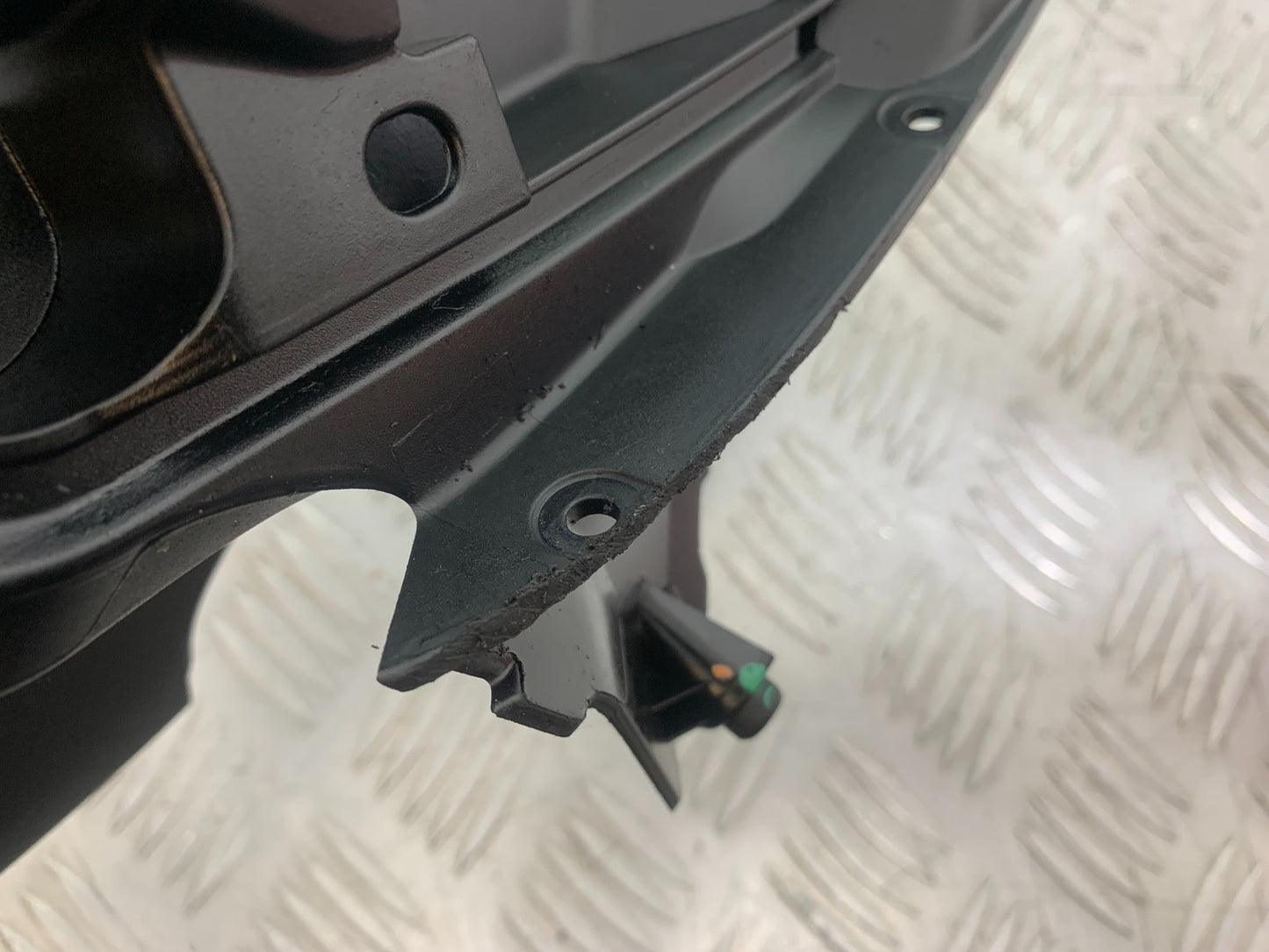 DUCATI 1299 PANIGALE REAR SUBFRAME INNER PANEL YEAR 2016 (CMB 1187)