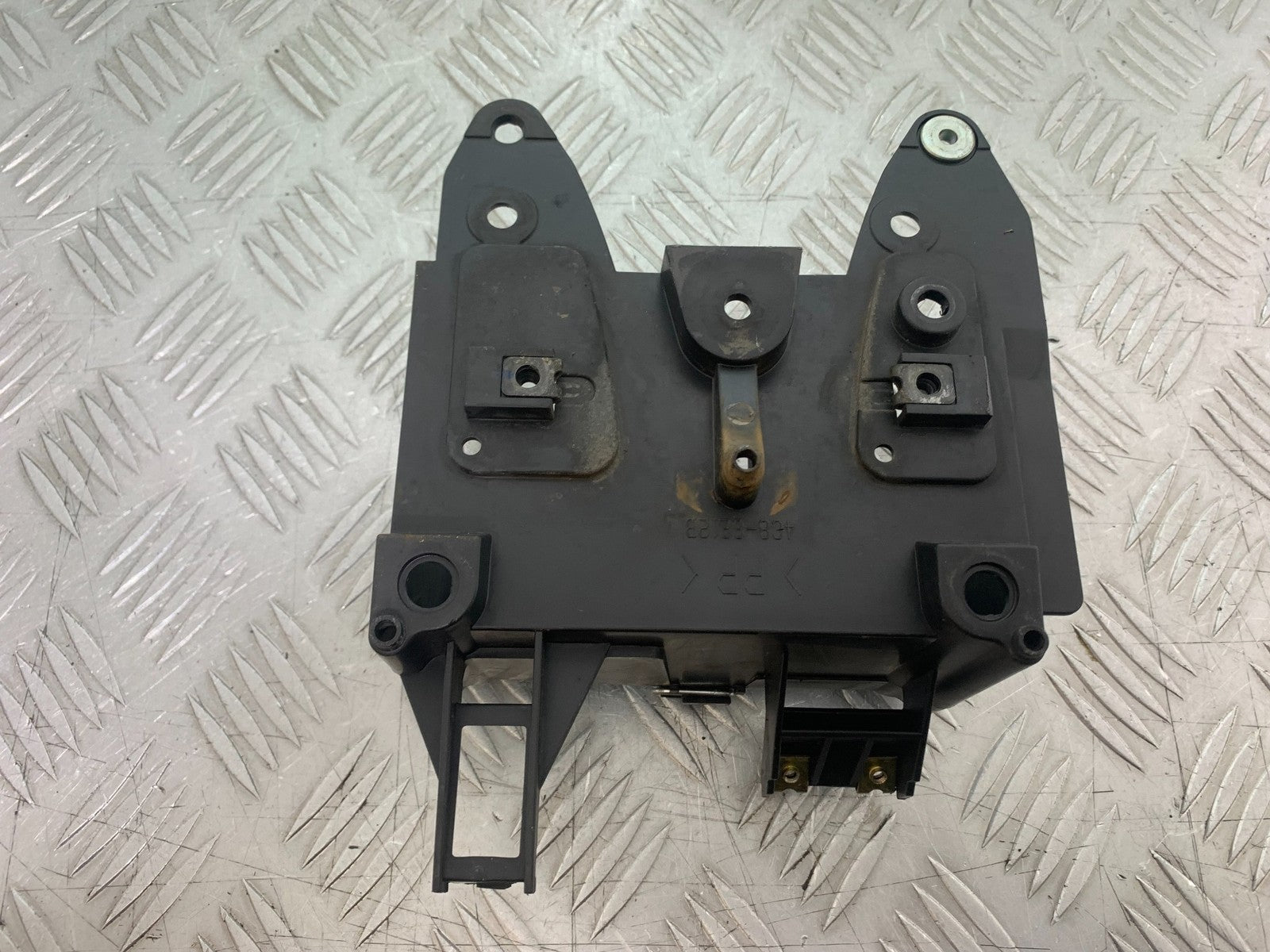 YAMAHA YZF R1 4C8 BATTERY BOX  YEAR 2007-2008 (CMB1237)