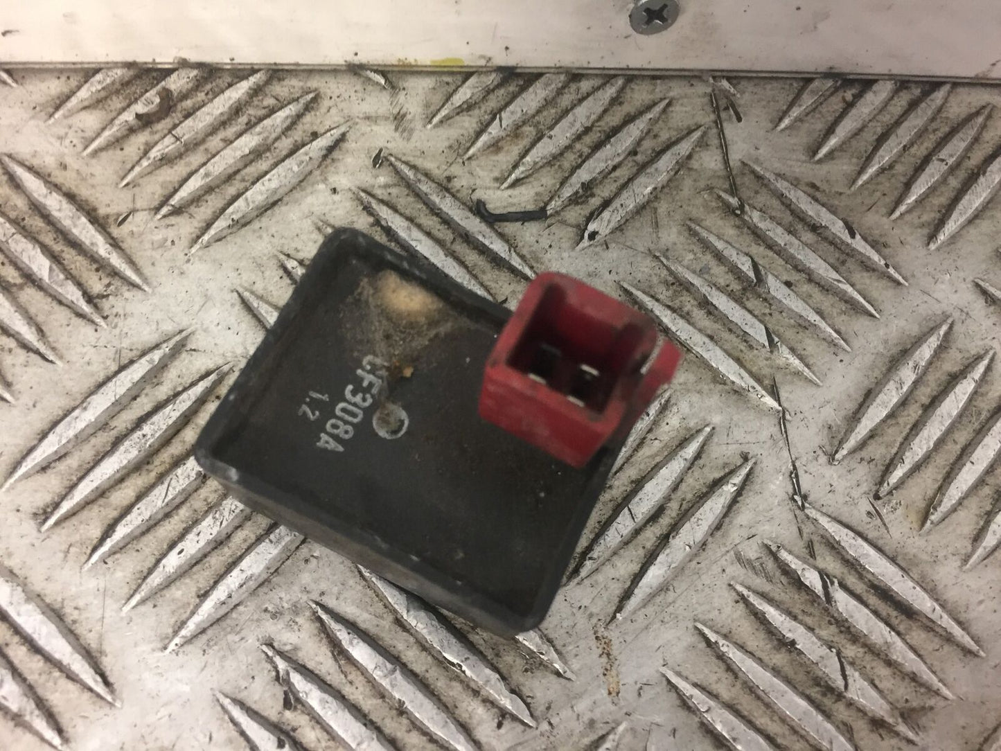 KAWASAKI ZXR400 ZXR 400 L PETROL PUMP RELAY  YEAR 1991 1994
