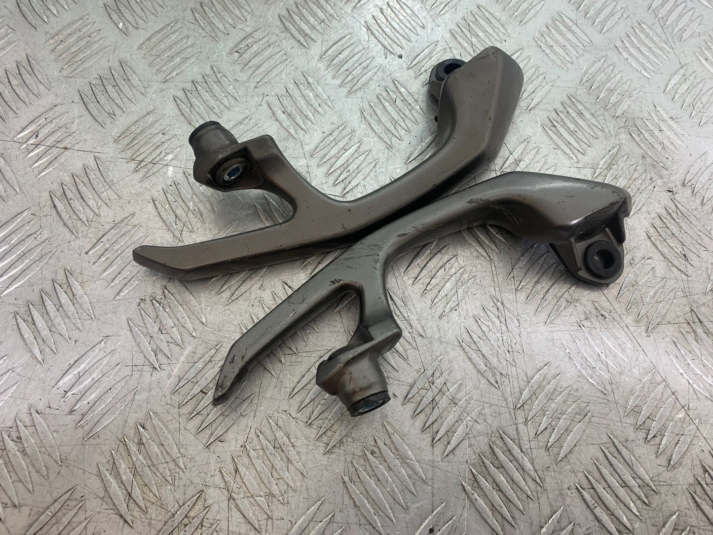 KAWASAKI ER6 N GRAB RAILS YEAR 2012-2017 (CMB1324)