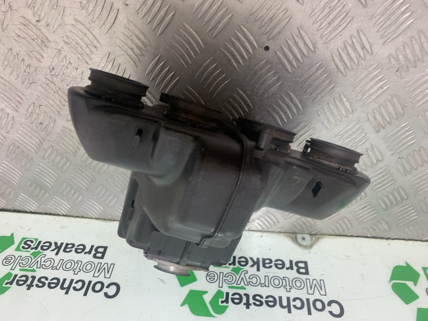 SUZUKI GSX750 INAZUMA AIRBOX YEAR 1998-2003 (CMB1308)
