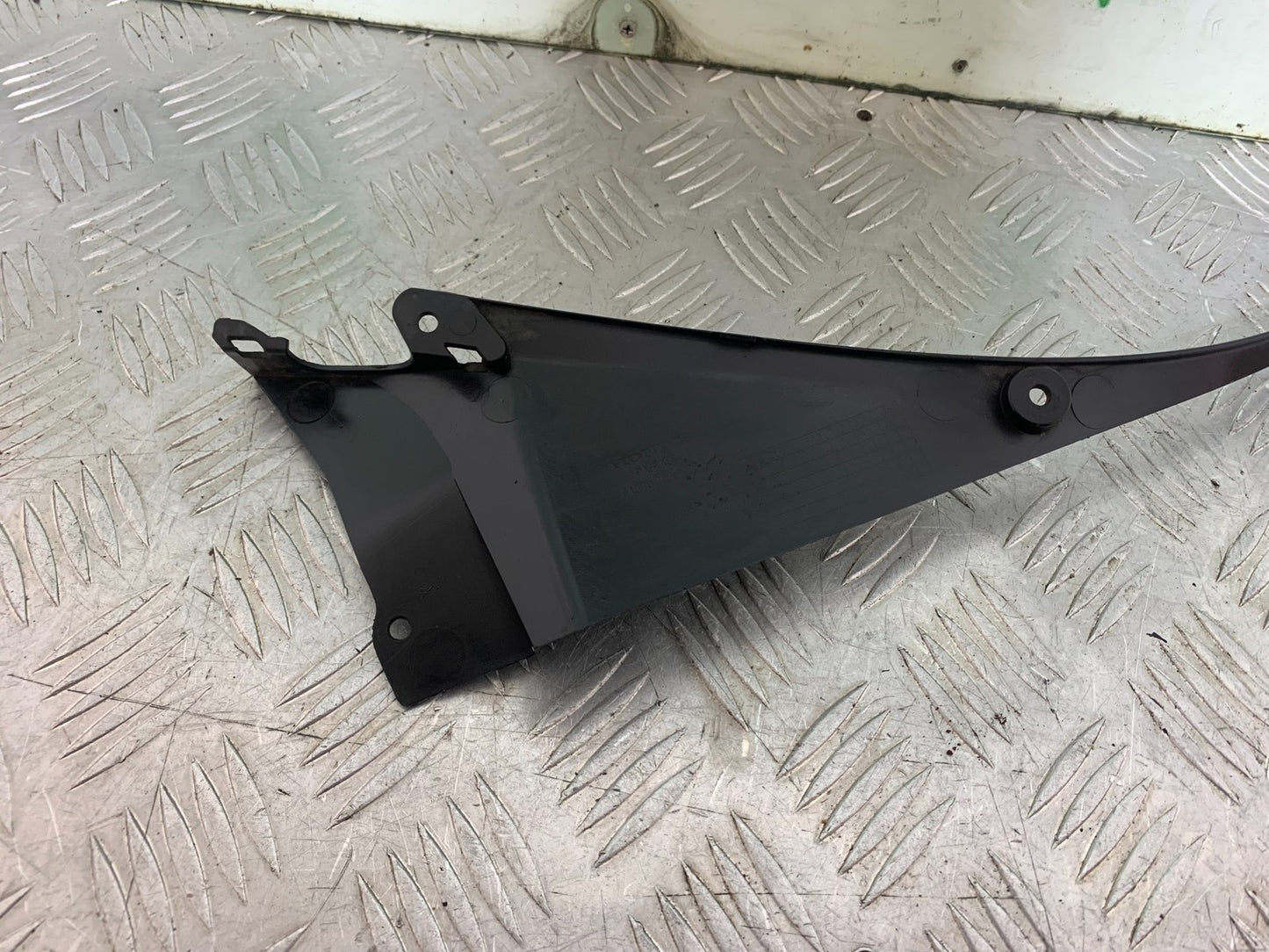 HONDA CBR1000 RR CBR1000 FIREBLADE FRONT INNER INFILL 2008-2011 (CMB1179)