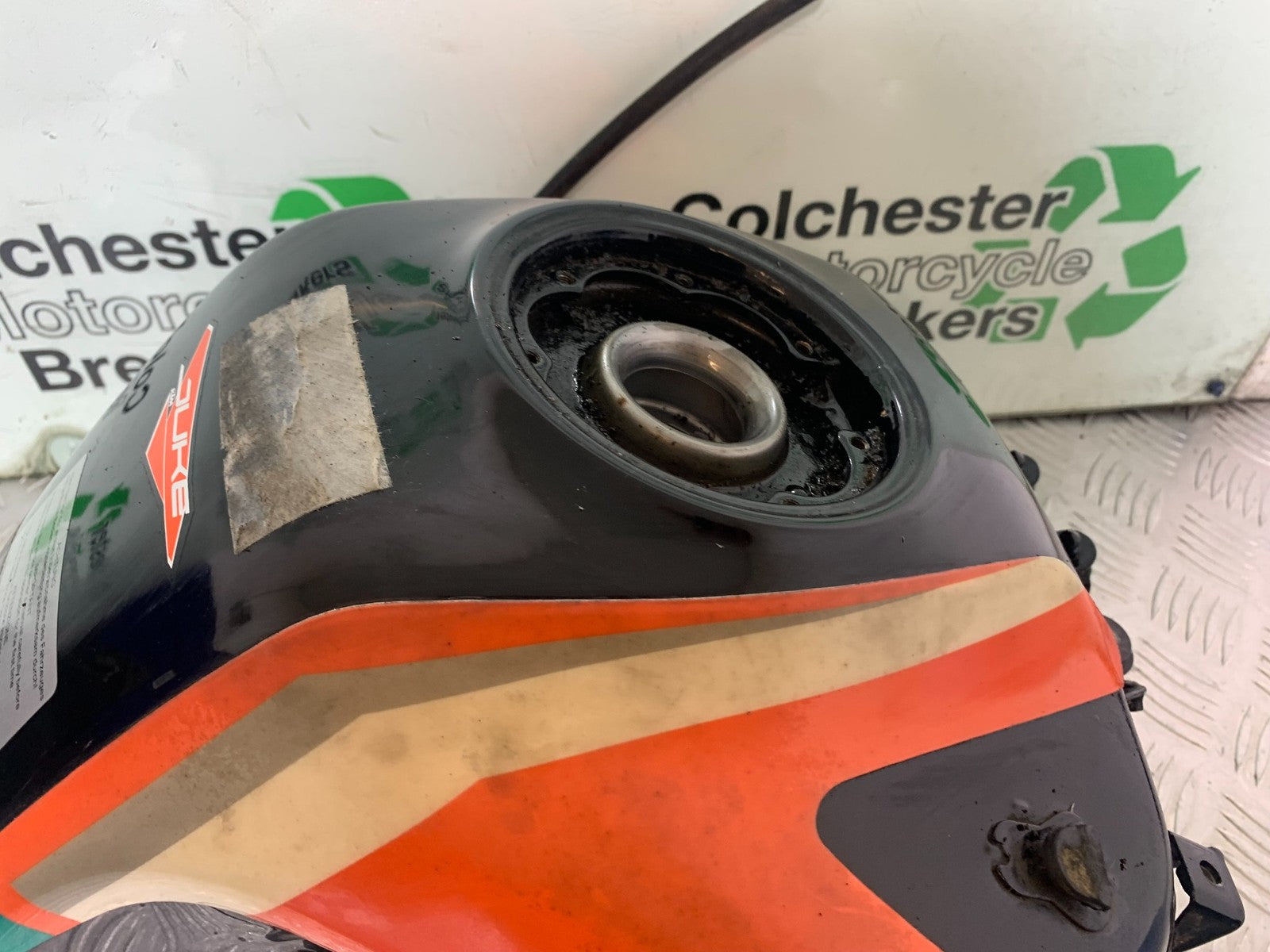 KTM DUKE 125 PETROL TANK  YEAR 2017-2022 (CMB1222)