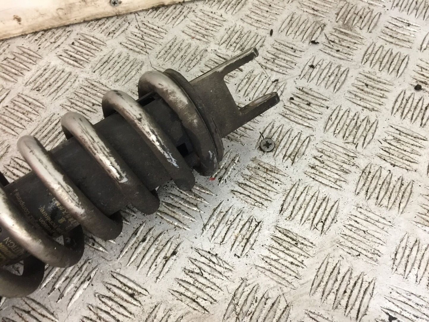 KAWASAKI Z1000 REAR SHOCK  YEAR 2007-2009 (STOCK 763)