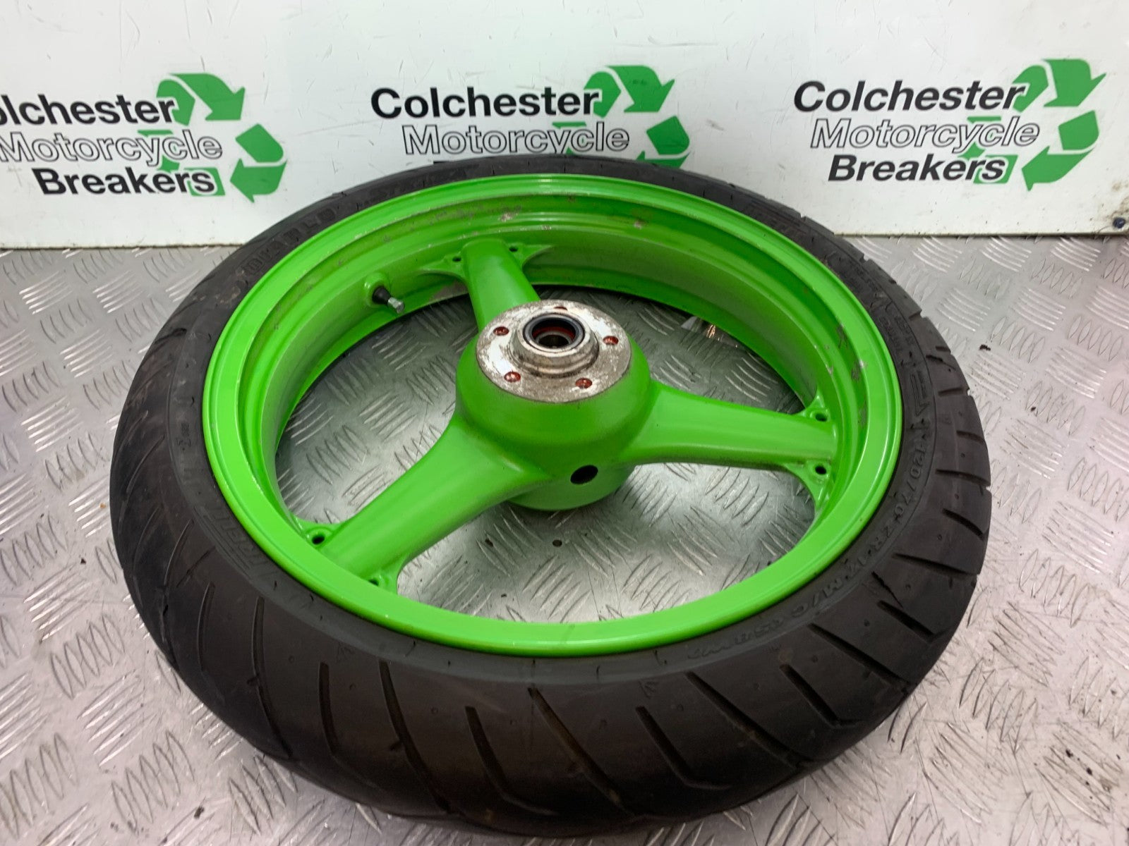 KAWASAKI ZX9R ZX9 R FRONT WHEEL  YEAR 1998-1999 (CMB1329)