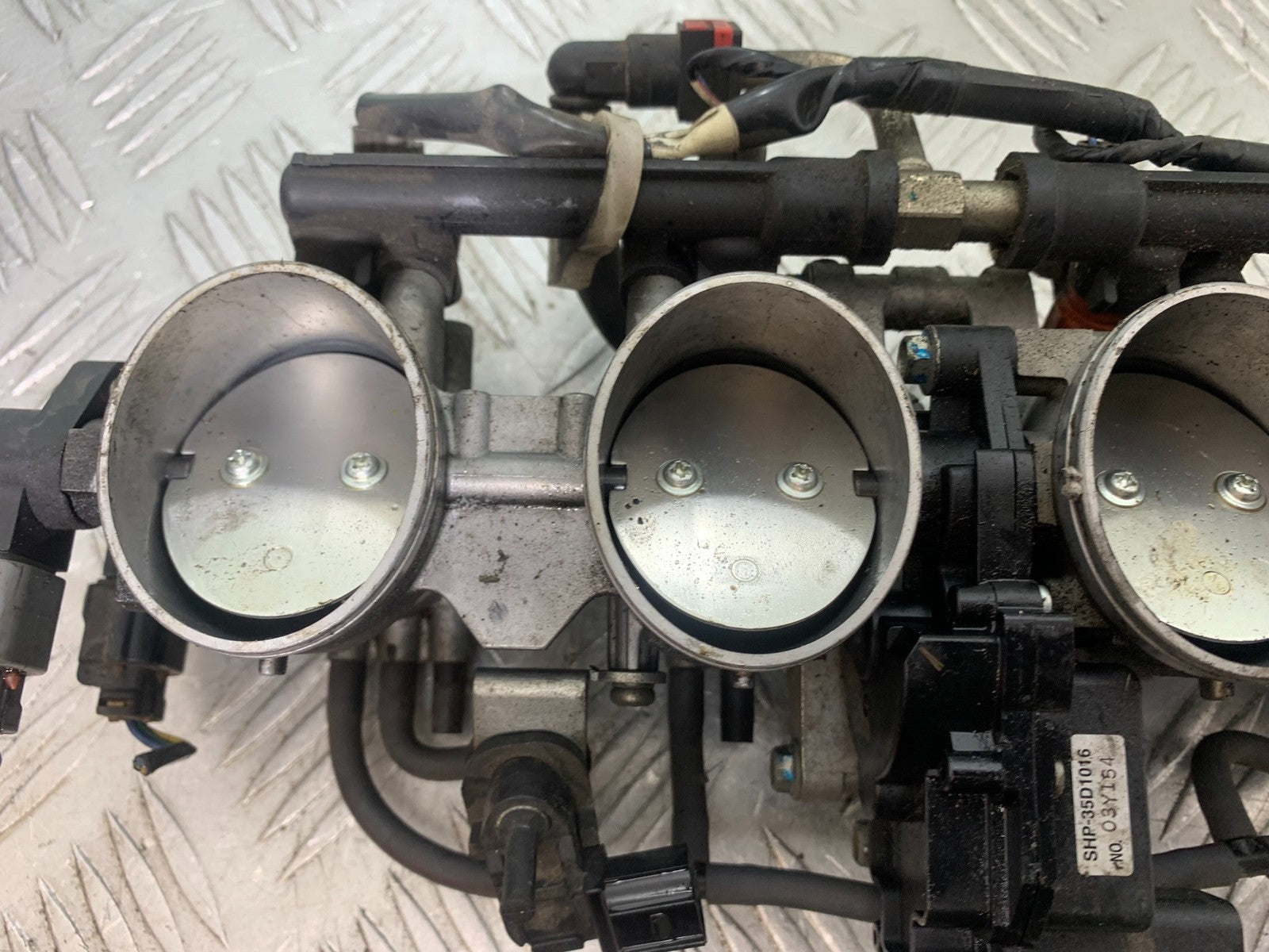 KAWASAKI Z1000 SX THROTTLE BODIES  YEAR 2014-16 (CMB1264)