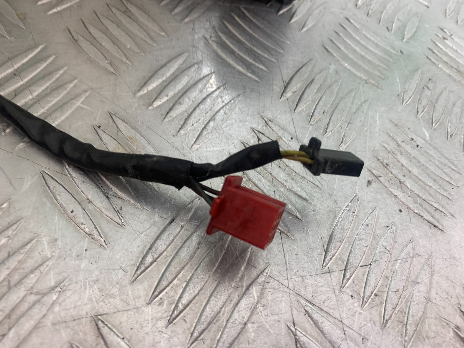 ROYAL ENFIELD HIMALAYAN 411 RIGHT SWITCH GEAR  YEAR 2018-2023 (CMB1322)