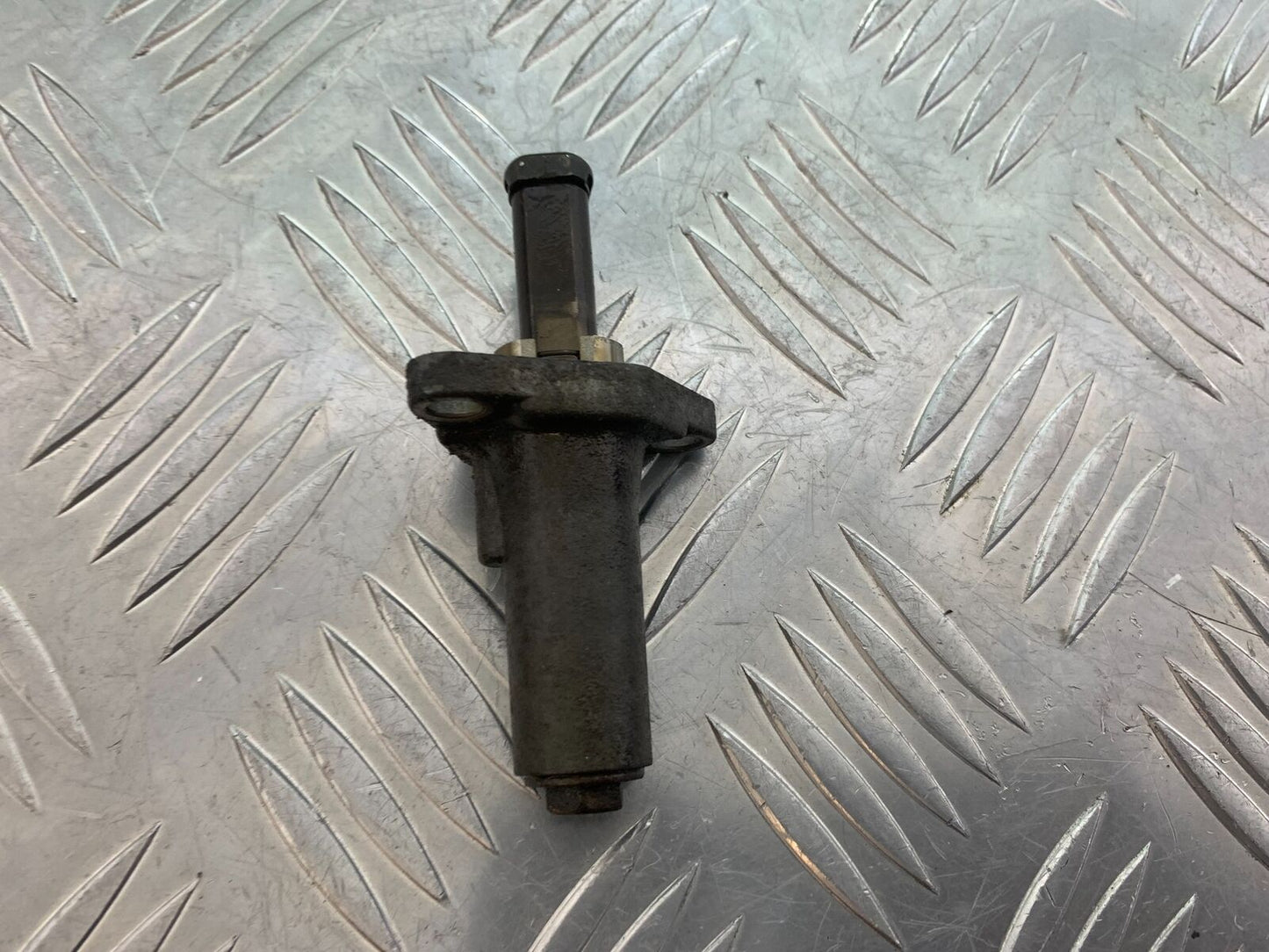YAMAHA XT125X XT125 X CAM CHAIN TENSIONER  YEAR 2008 (STOCK 857)