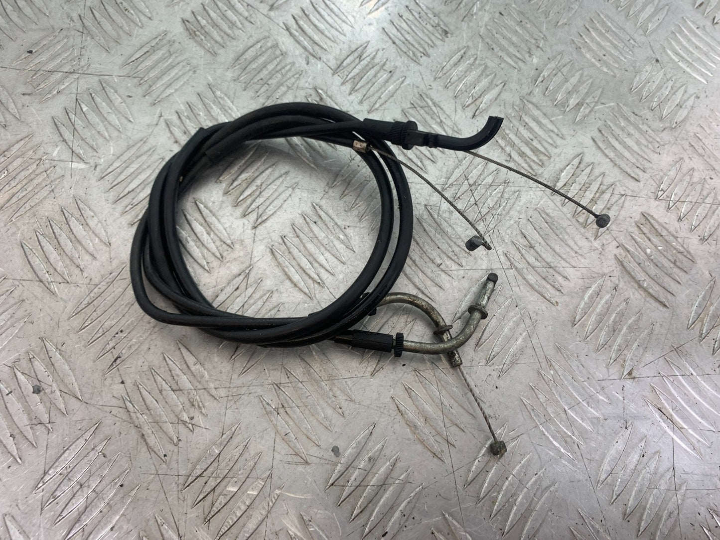 KAWASAKI ZX6R ZX6 F THROTTLE CABLES  YEAR 1995-1997 (CMB1169)