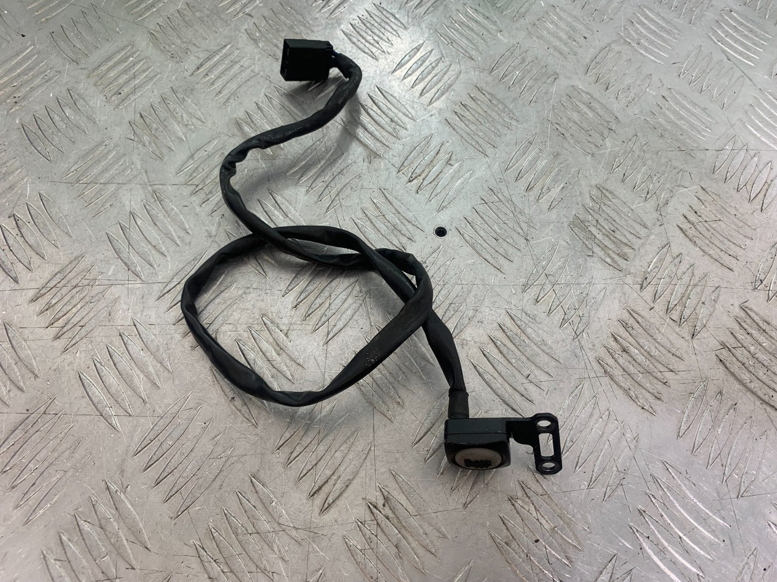 TRIUMPH 675 STREET TRIPLE HEATED GRIP SWITCH   2013-2016 (CMB1186)