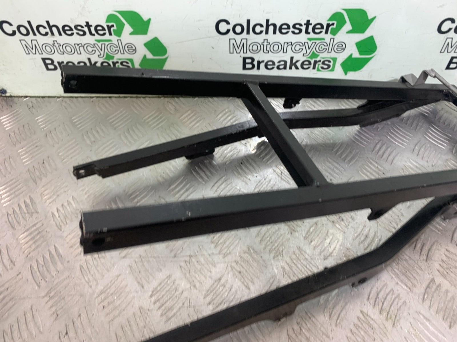 KAWASAKI GPX 750 GPX 750 REAR SUBFRAME YEAR 1990
