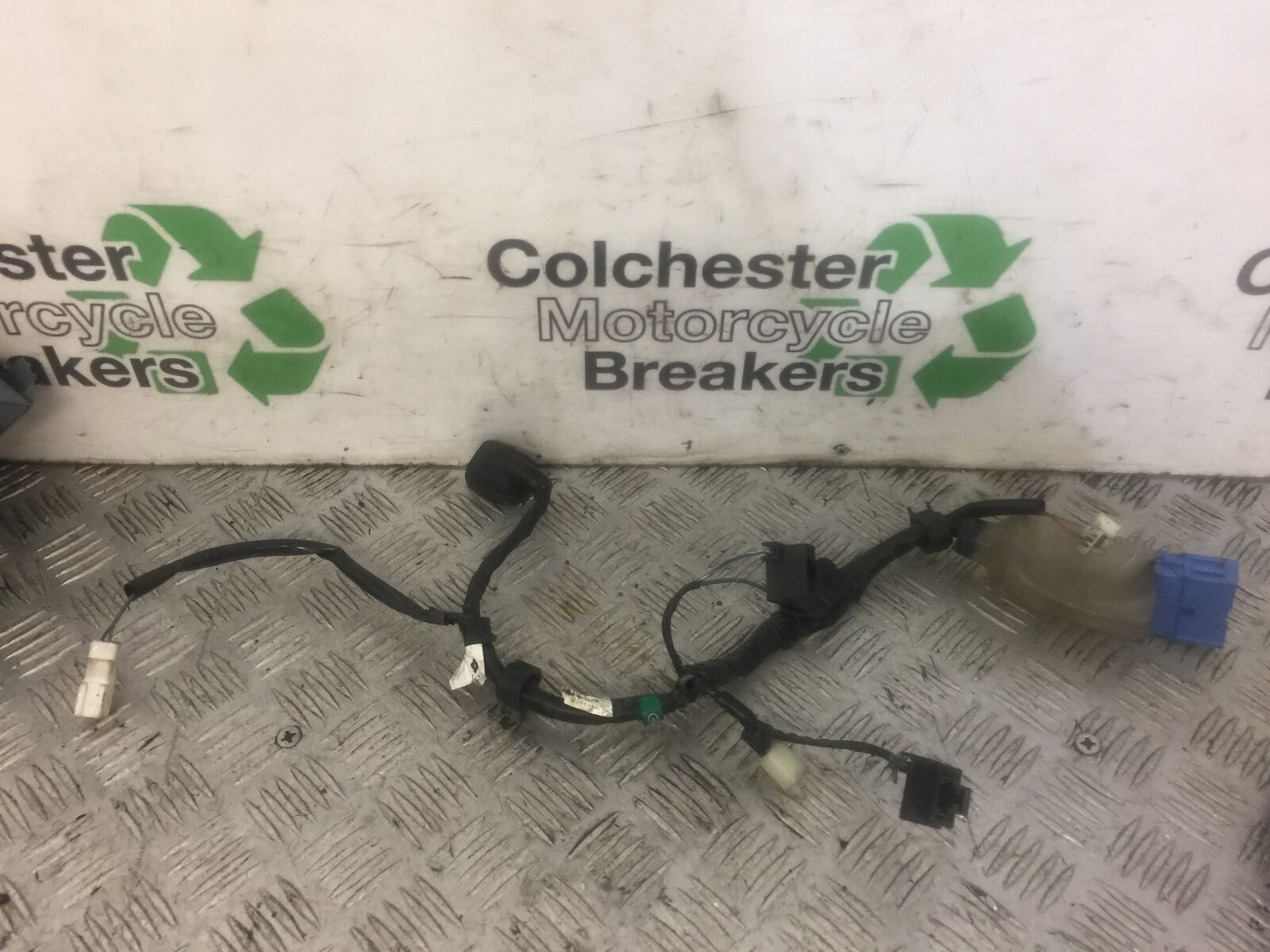 HONDA CBR1100 BLACKBIRD SUB LOOM YEAR 2002 (STOCK 461)