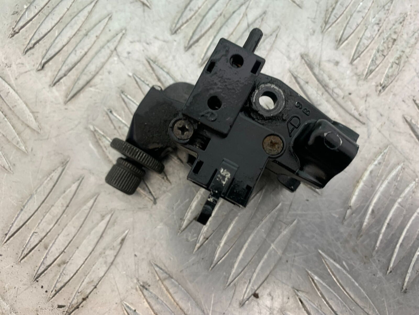 KAWASAKI Z750 Z 750 CLUTCH LEVER BRACKET  YEAR 2004-2006  (CMB1104)
