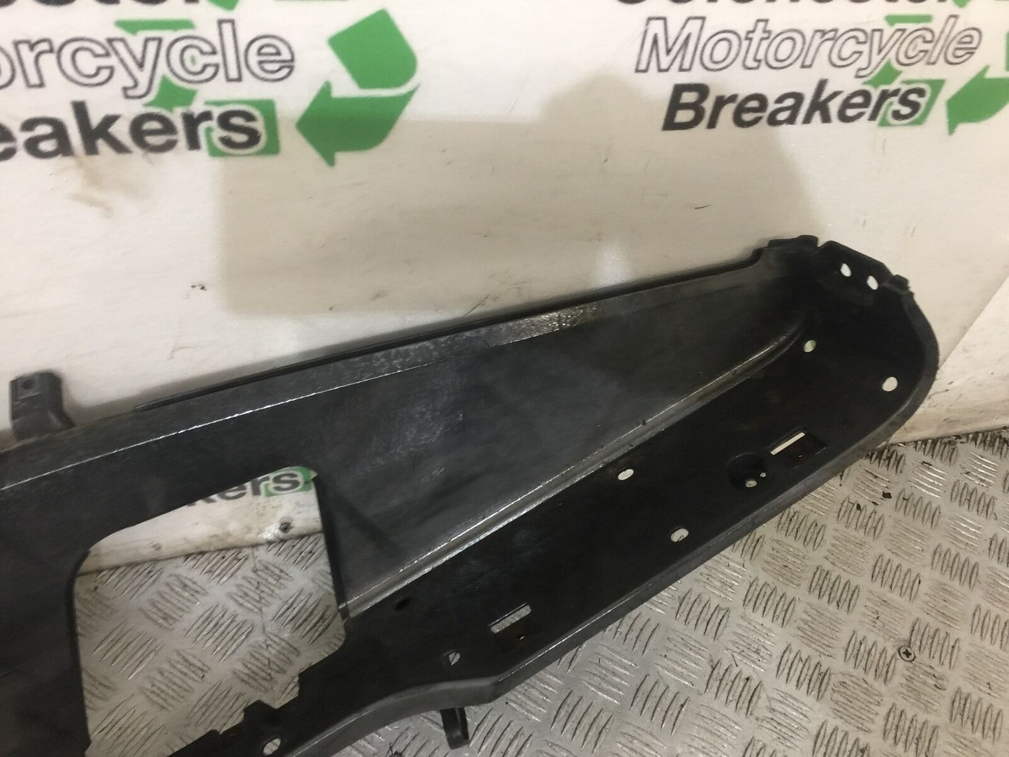 HONDA PANTHEON FES 125 FOOTBOARD  YEAR 2003-2007 (STOCK 827)