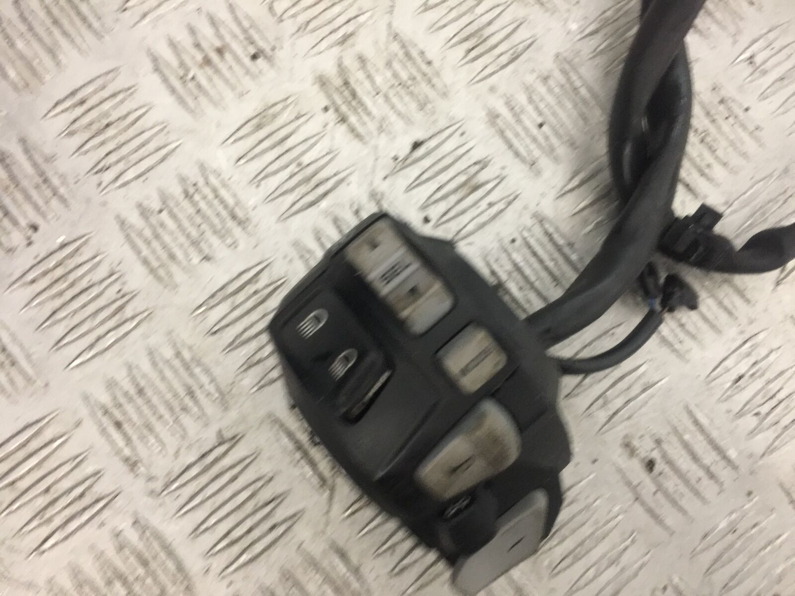 HONDA CRF1000 (DCT) AFRICA TWIN LEFT SWITCH GEAR   YEAR 2019 (STOCK 835)