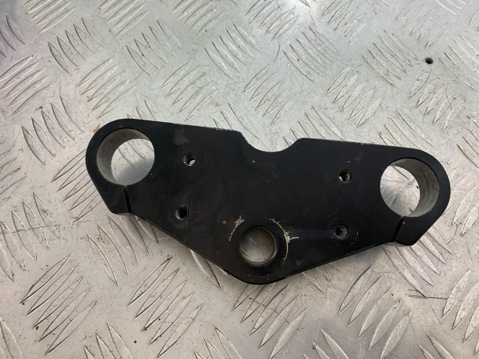 MUTT GT-SS 125 TOP YOKE  YEAR 2020- 2024 (CMB1085)
