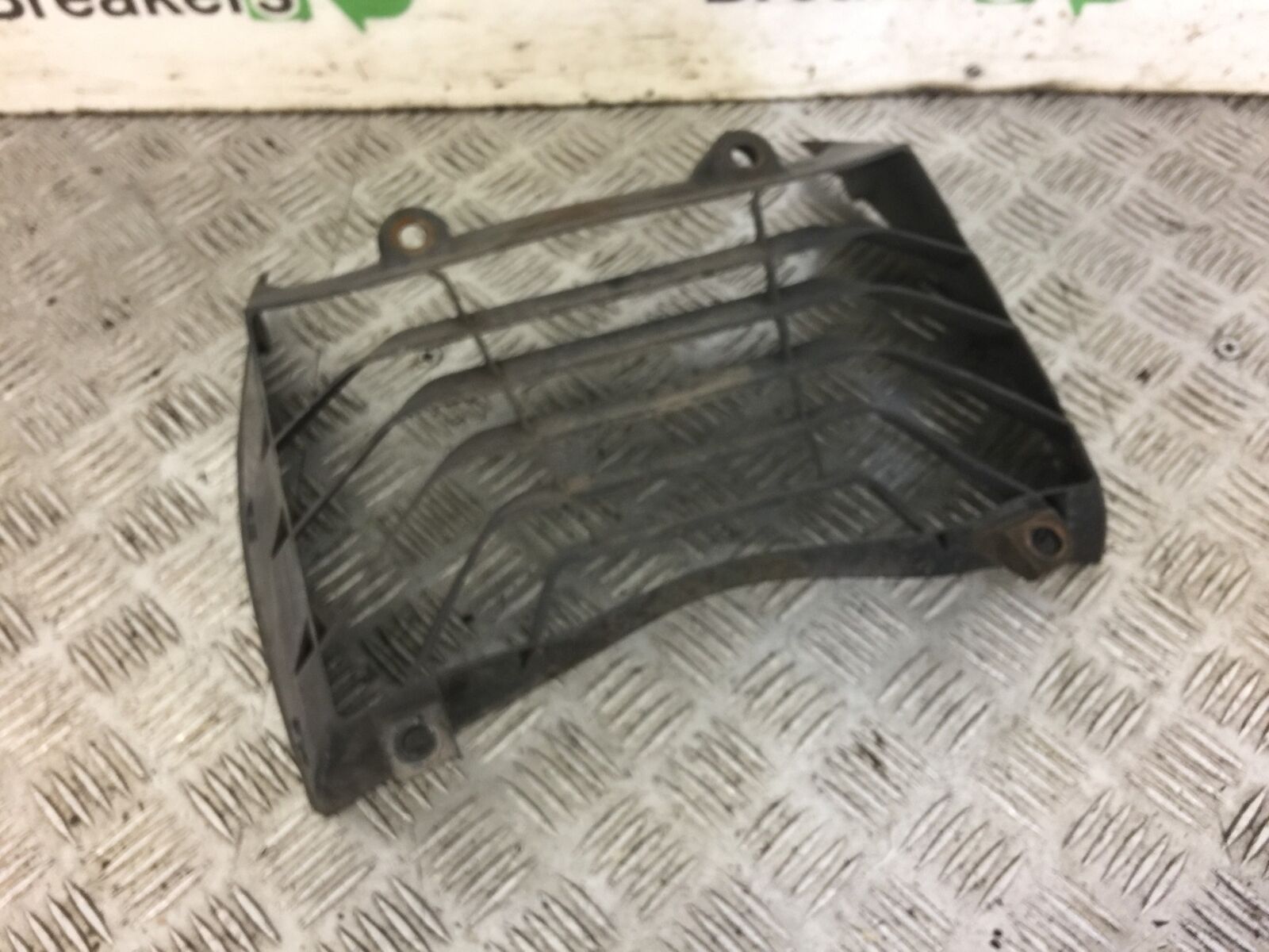 KTM RC125 RC 125 RADIATOR GRILL   2014 2017 (STOCK 569)