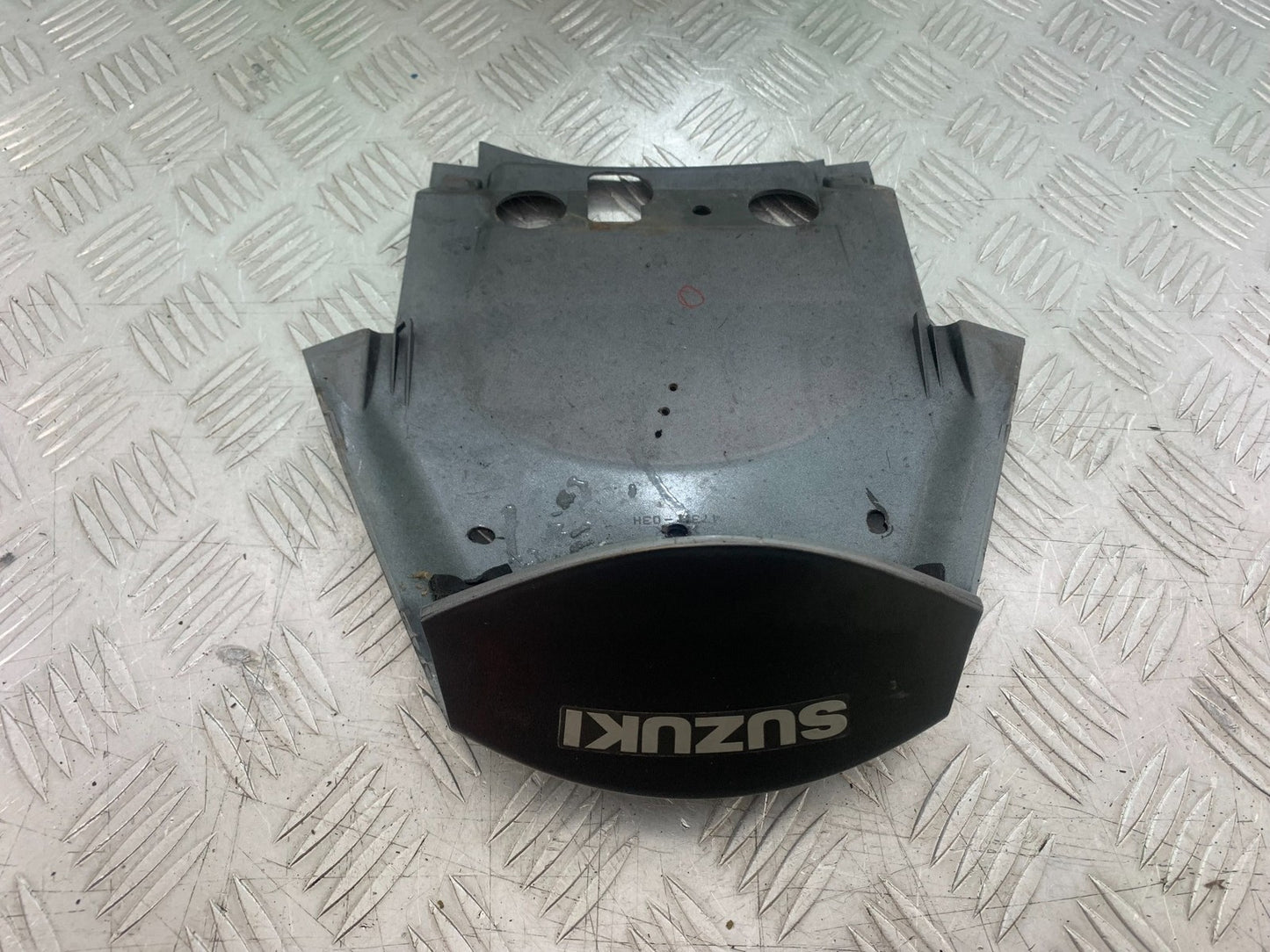 SUZUKI AN 200 UH 200 TAIL PIECE JOINER YEAR 2007-2009 (CMB1256)
