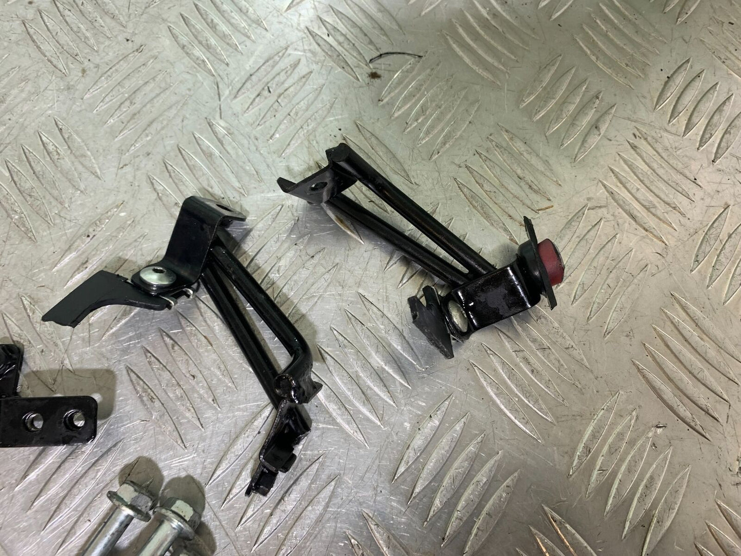 BENELLI BN125 BN 125 FRAME BRACKETS  YEAR 2018-2021 (CMB1080)