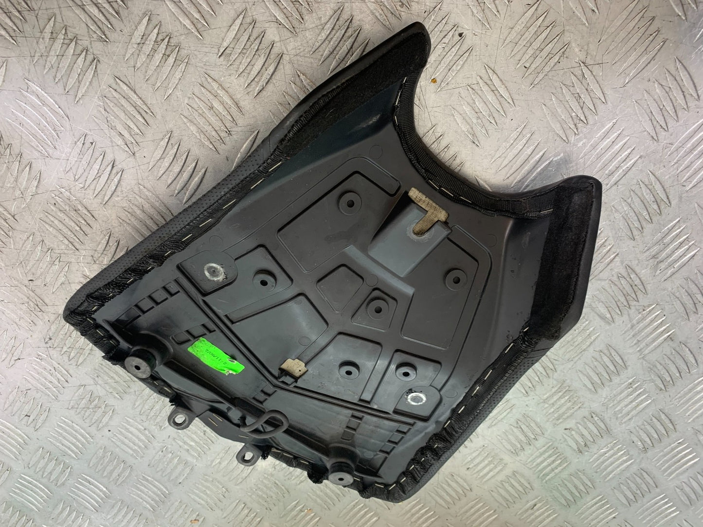 APRILIA TUONO 1000 V4R FRONT SEAT YEAR 2011-13  (CMB1316)