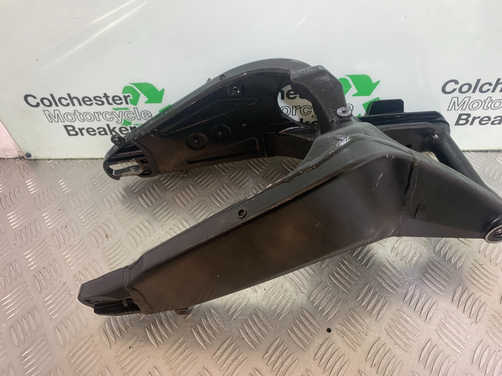 KAWASAKI ZX6R SWINGARM  YEAR 2009-2012 (CMB1136)