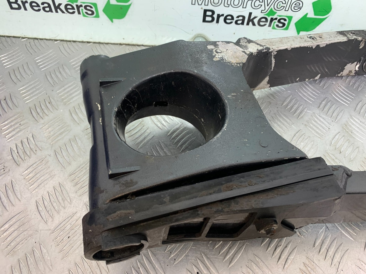 KAWASAKI ZZR1100 D SWINGARM   YEAR 1993-2001 (CMB1189)