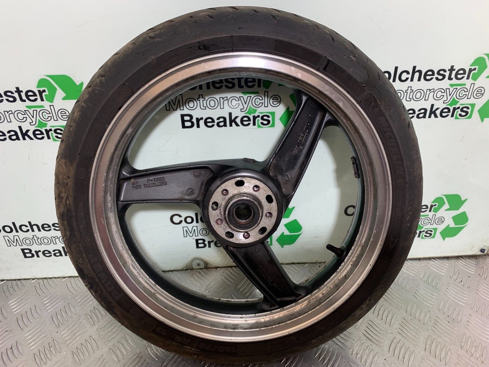 KAWASAKI ZZR1100 D FRONT WHEEL  YEAR 1993-2001 (CMB1189)