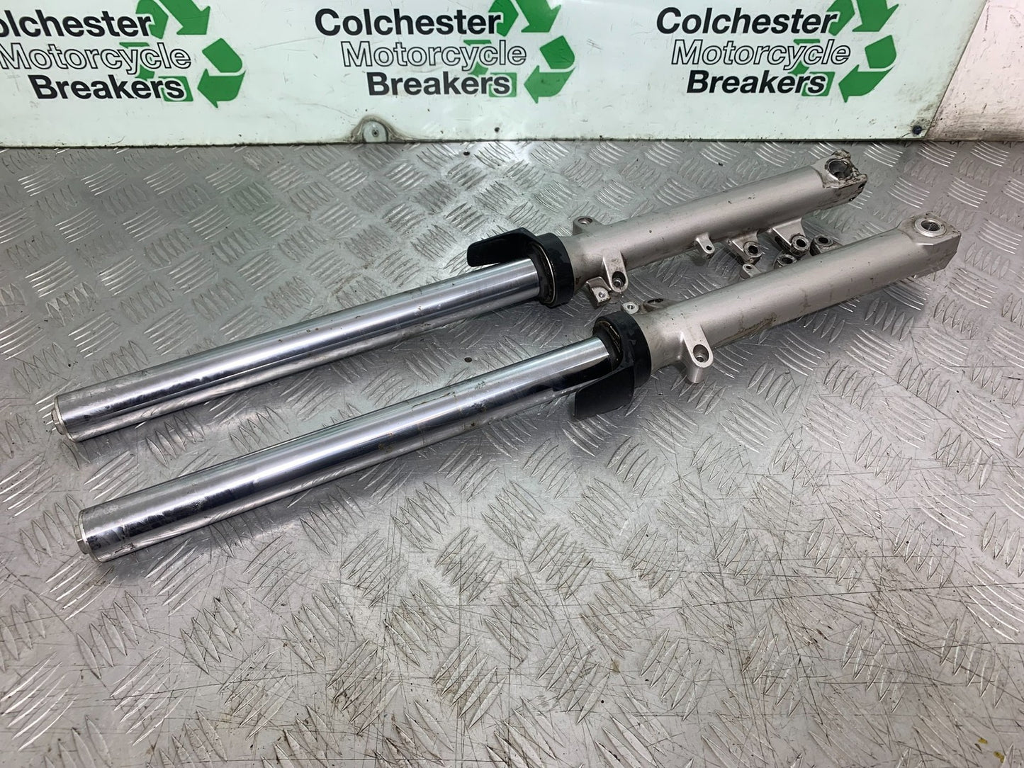 SUZUKI GSF600 GSF 600 BANDIT FORKS  2000-2004 (CMB1269)