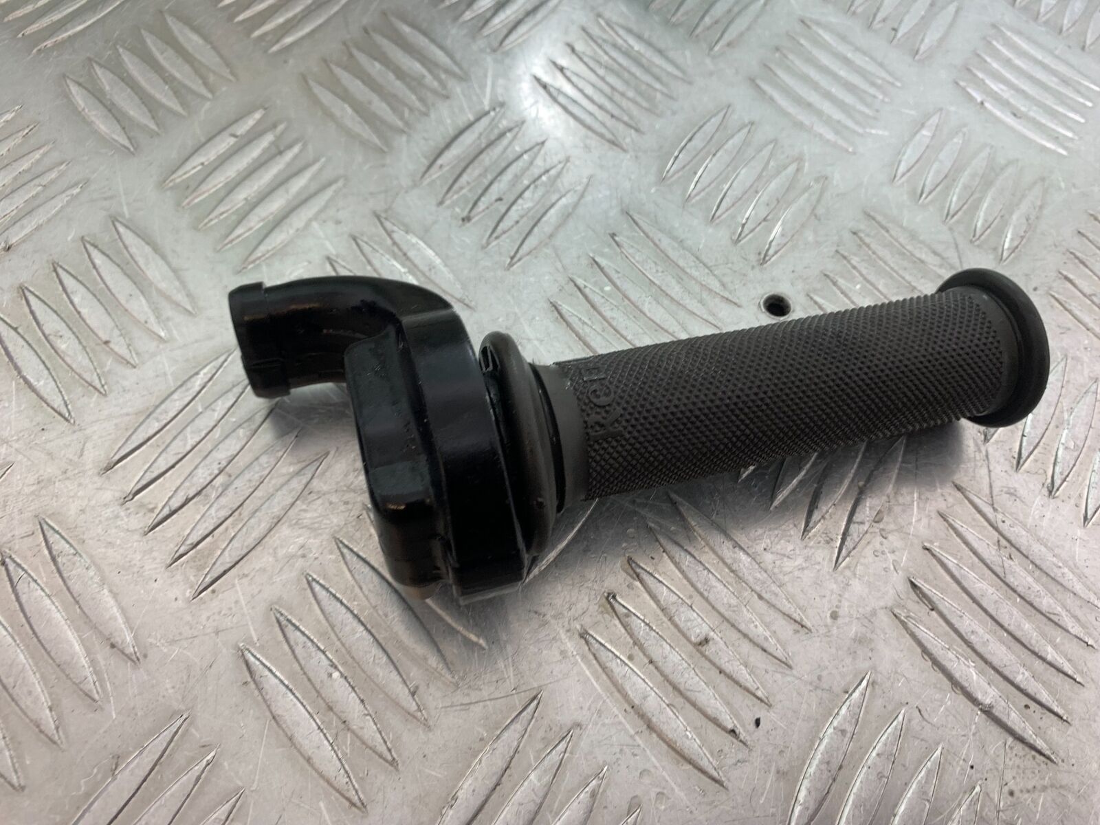SUZUKI SV1000 SV 1000 K4 THROTTLE AND GRIP YEAR 2003-2007 (CMB1042)