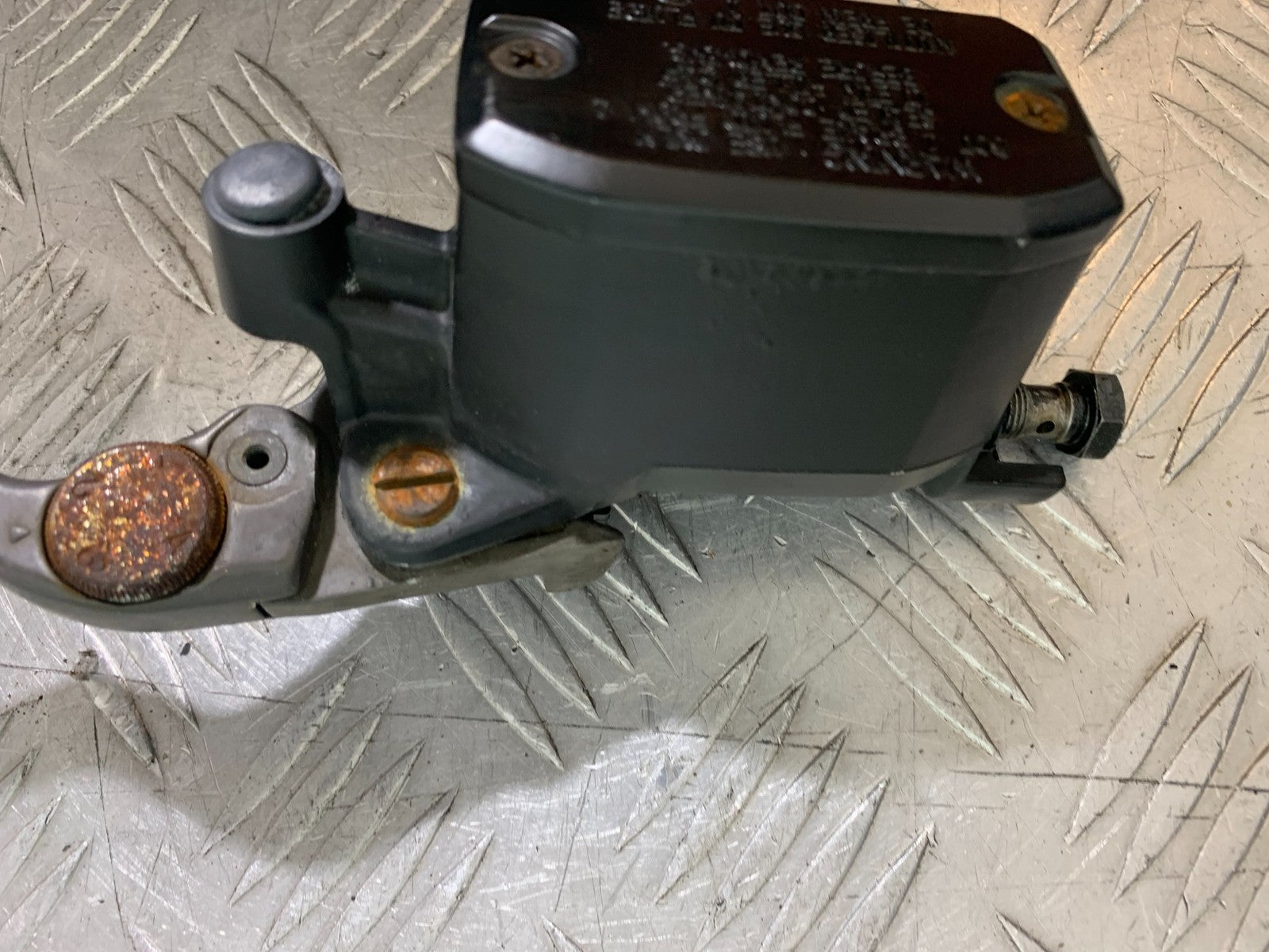 HONDA NT650 V DEAUVILLE FRONT MASTER CYLINDER  YEAR 1998-01(CMB1320)