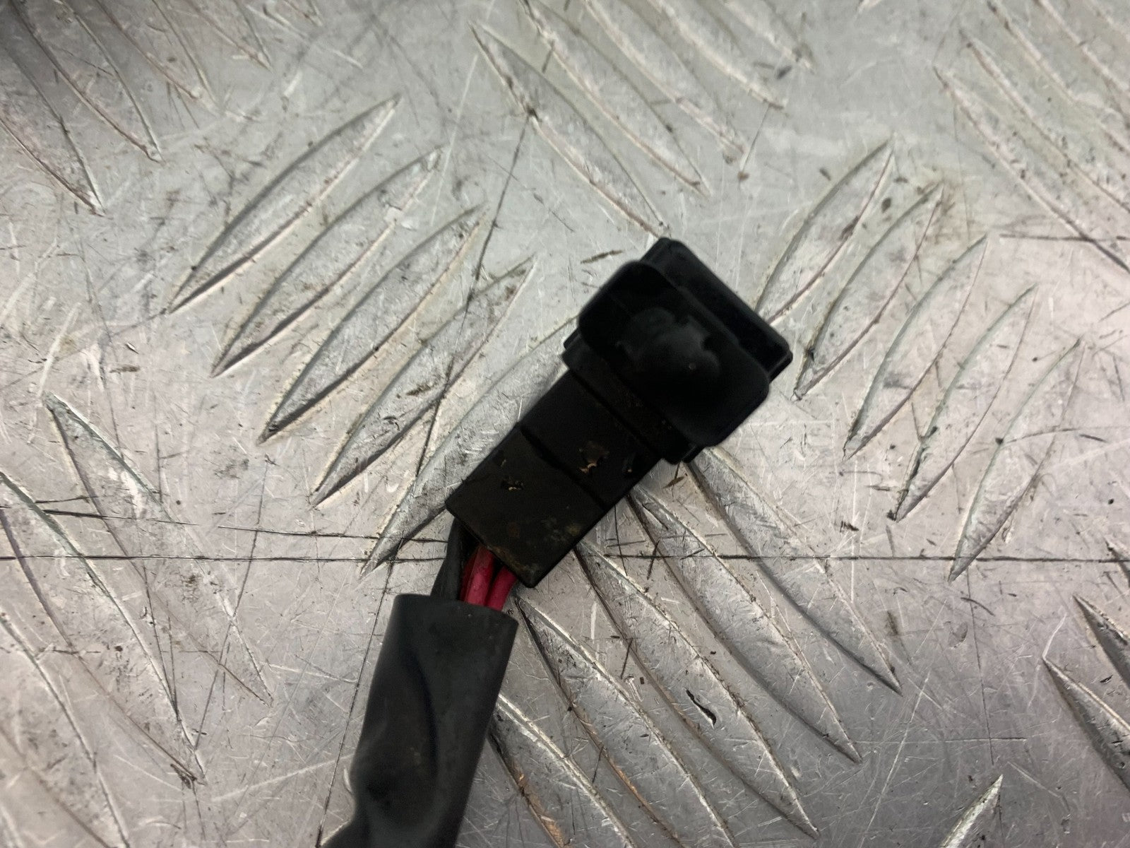 TRIUMPH 675 STREET TRIPLE R RIGHT SWITCH GEAR  YEAR 2013 - 2016 (CMB1221)