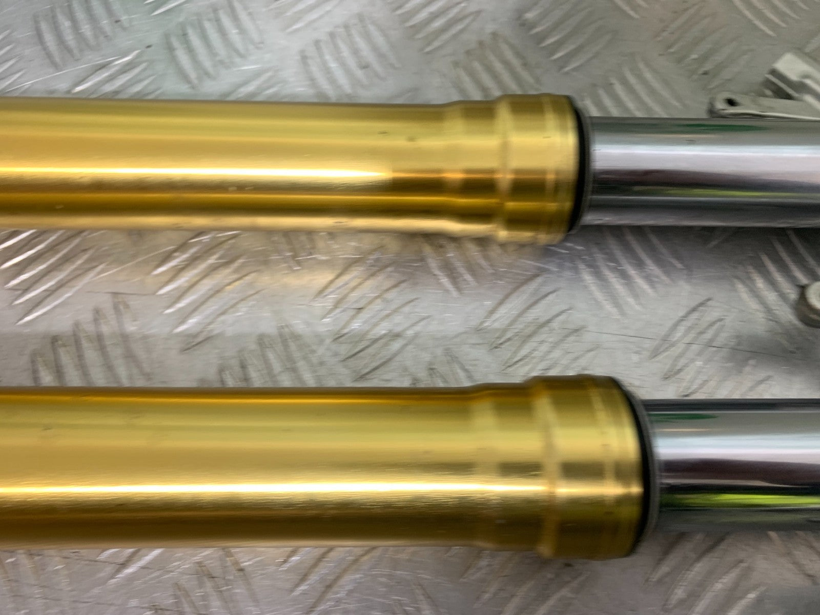 APRILIA TUONO 1000 V4 FORKS  YEAR 2013-2014  (CMB1239)