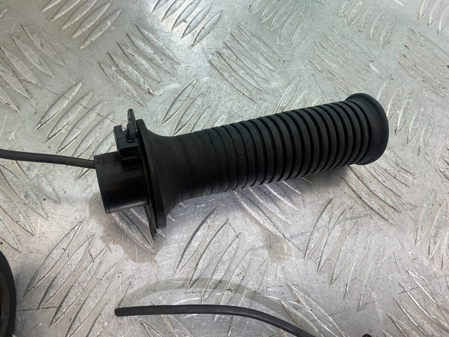 BMW R850 R R850R HEATED GRIPS  YEAR 1994-2002 (CMB1170)