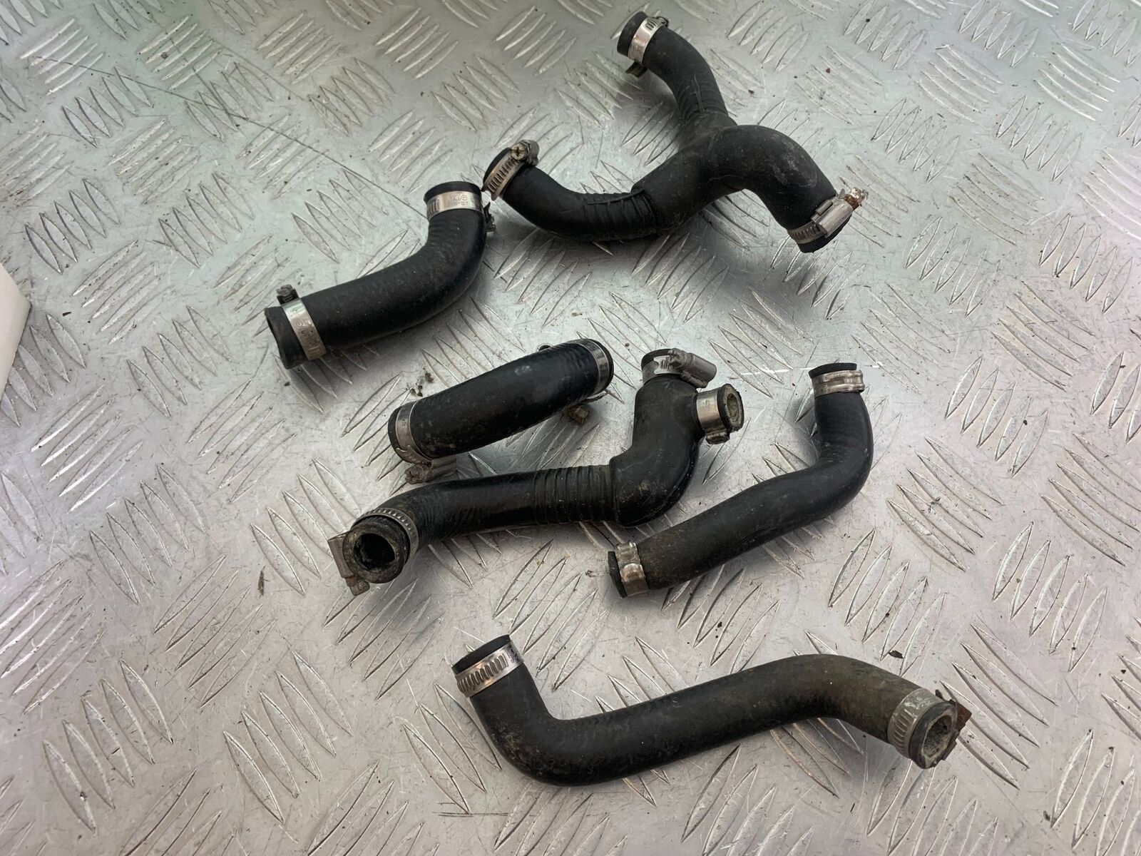 HUSQVARNA TE630 TE 630 RADIATOR HOSES  YEAR 2010-11 (CMB1120)