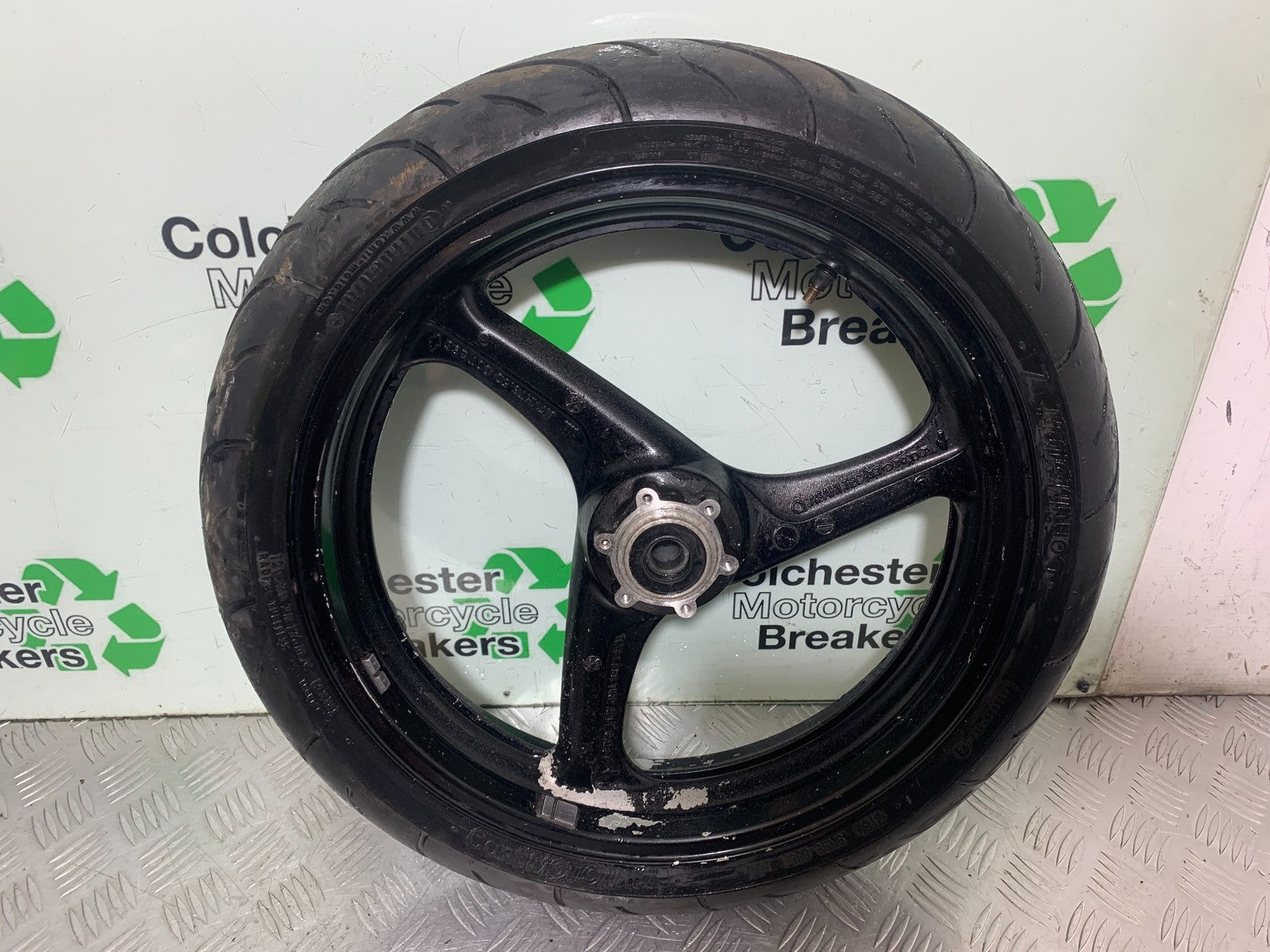 HONDA CBR1100 BLACKBIRD FRONT WHEEL  YEAR 1999-2005 (CMB1232)