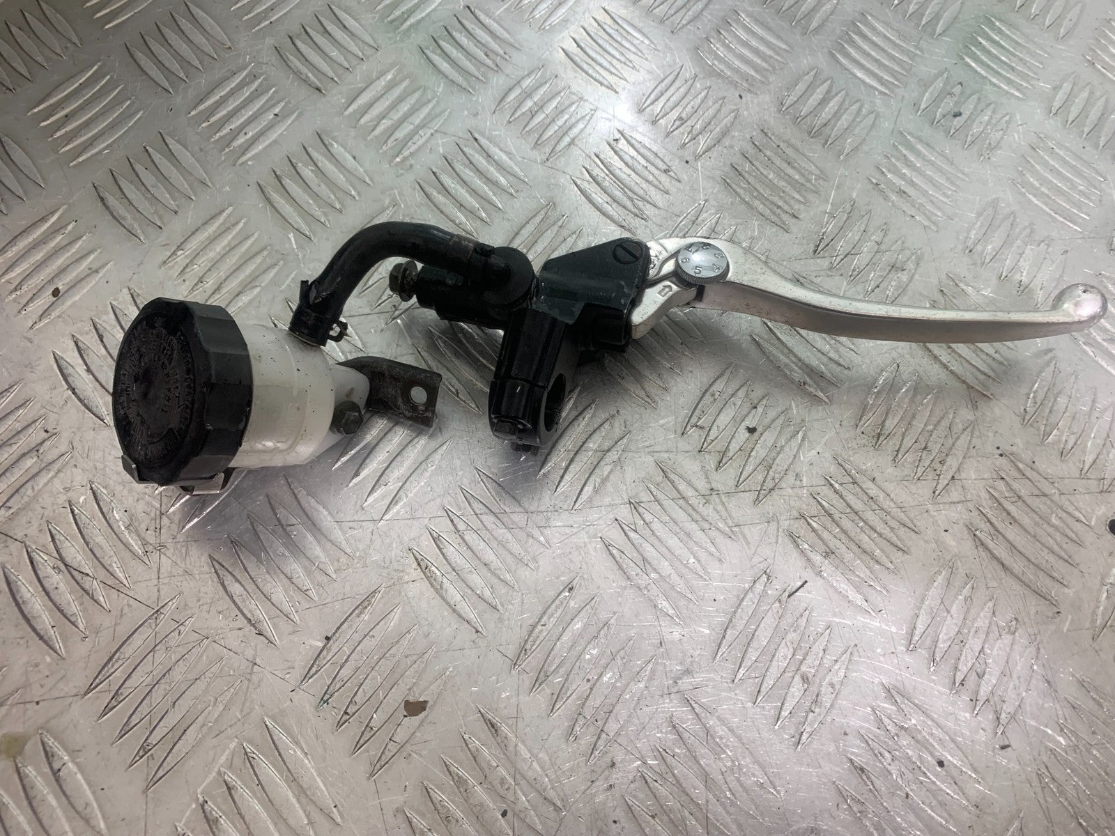 SUZUKI SV650 SV 650 mk1 FRONT BRAKE MASTER CYLINDER 1999-2002 (CMB1238)