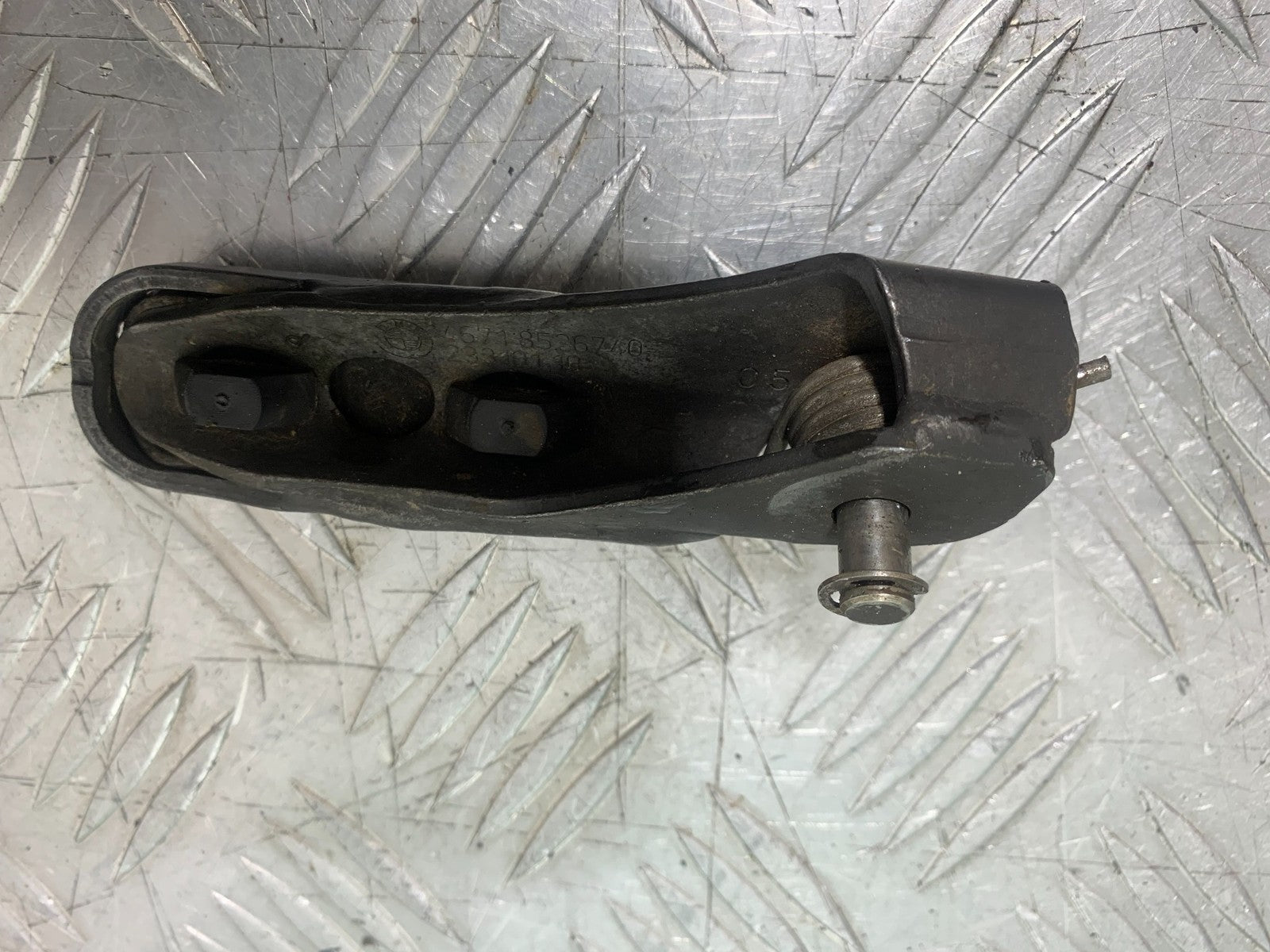 BMW R1200 R 1200 GS FRONT RIGHT FOOTPEG   YEAR 2013-2016 (CMB1257)
