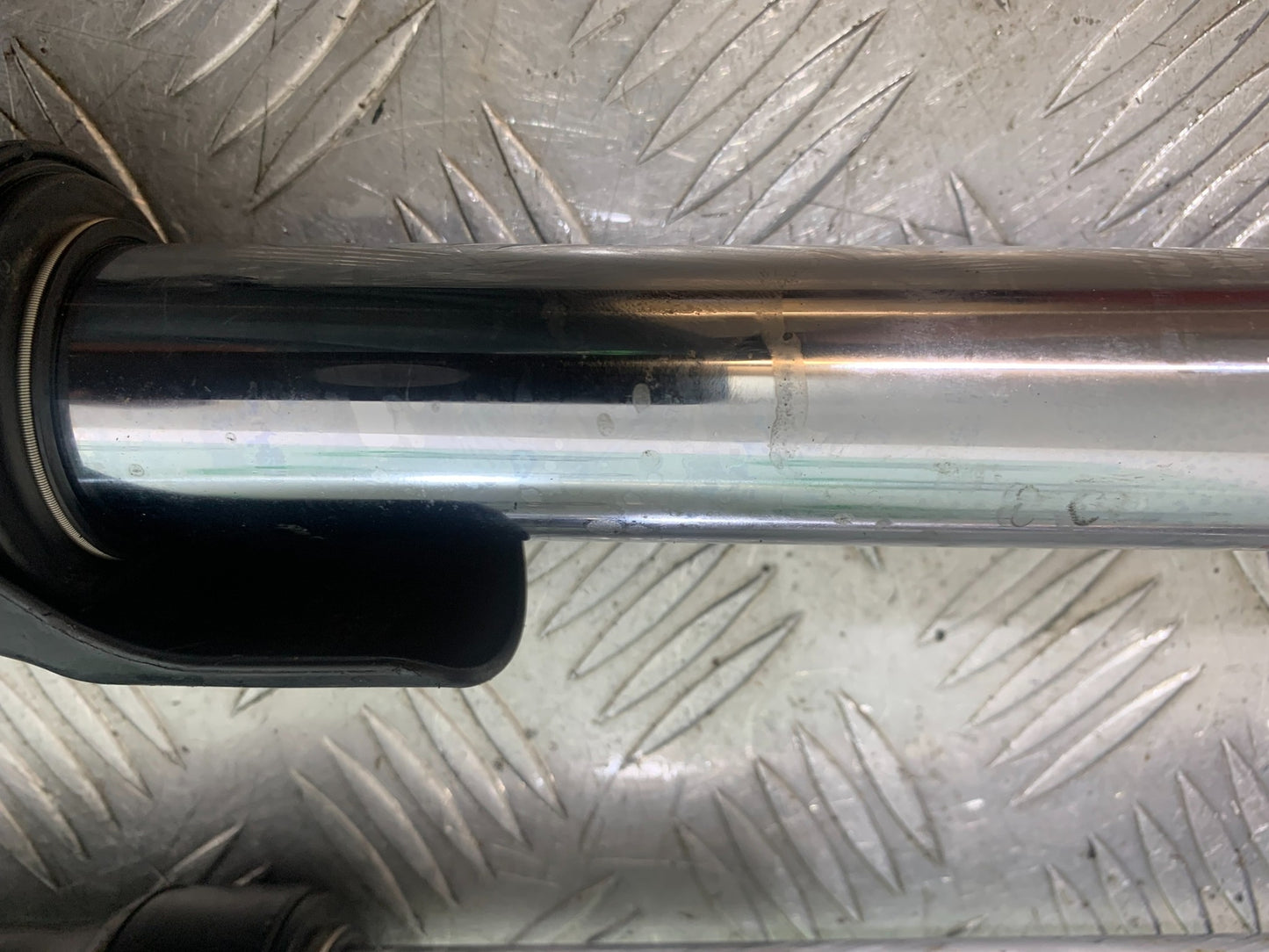 KAWASAKI J125 J125 FORKS  YEAR 2016-2020 (CMB1158)